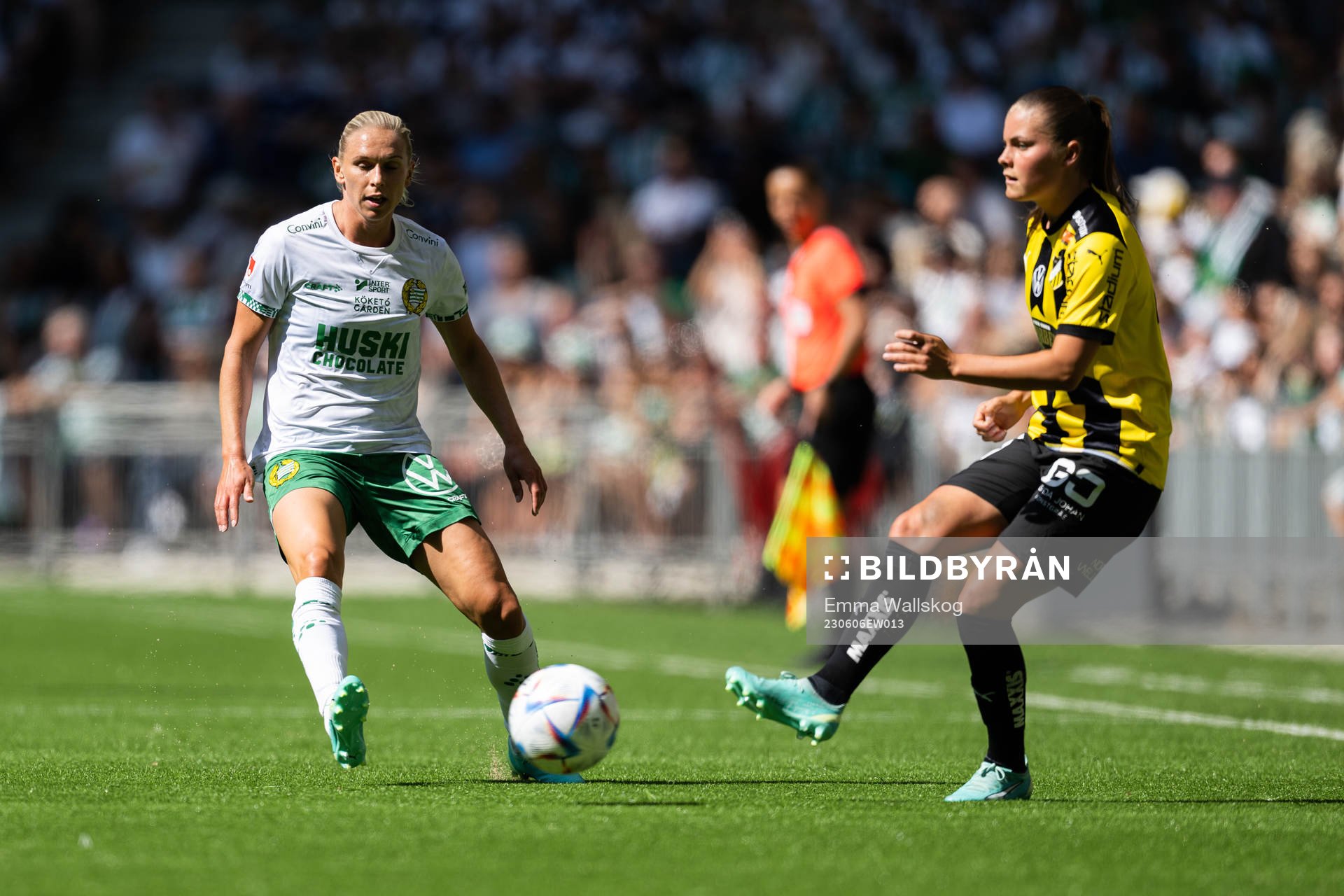 Hammarbys Jonna Andersson och Häckens Hanna Wijk