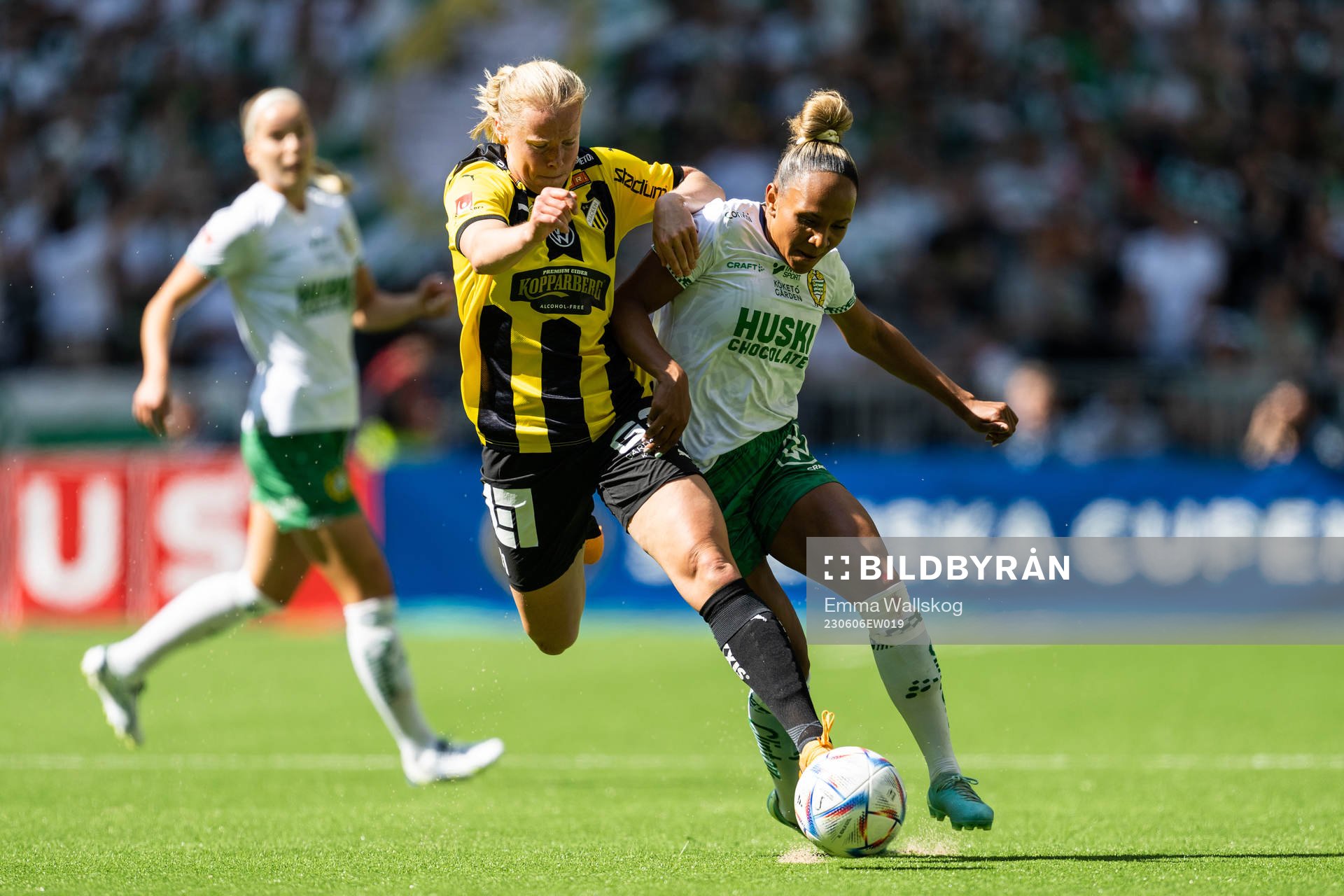 Häckens Julie Blakstad och Hammarbys Madelen Janogy