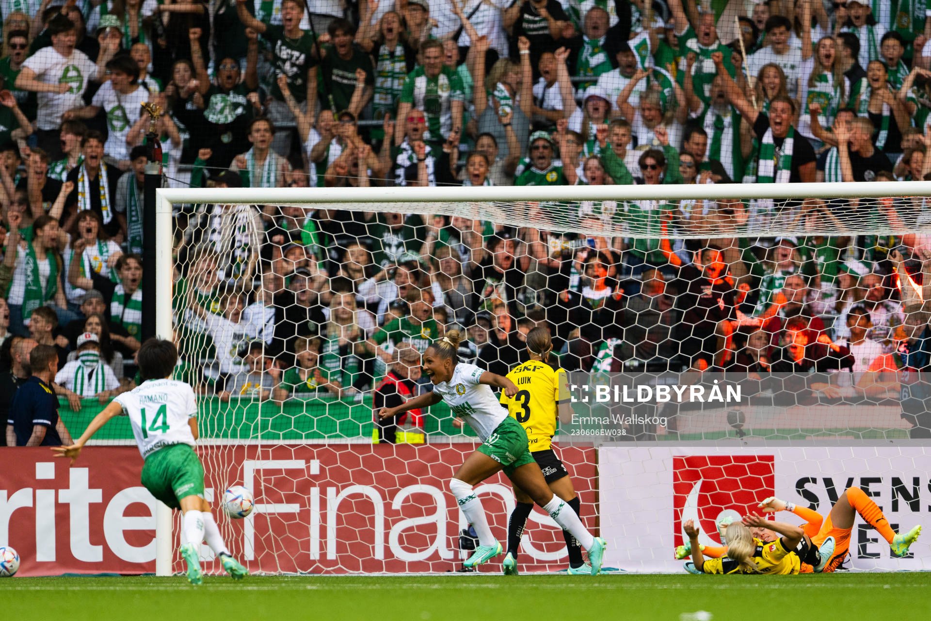 Hammarbys Madelen Janogy jublar