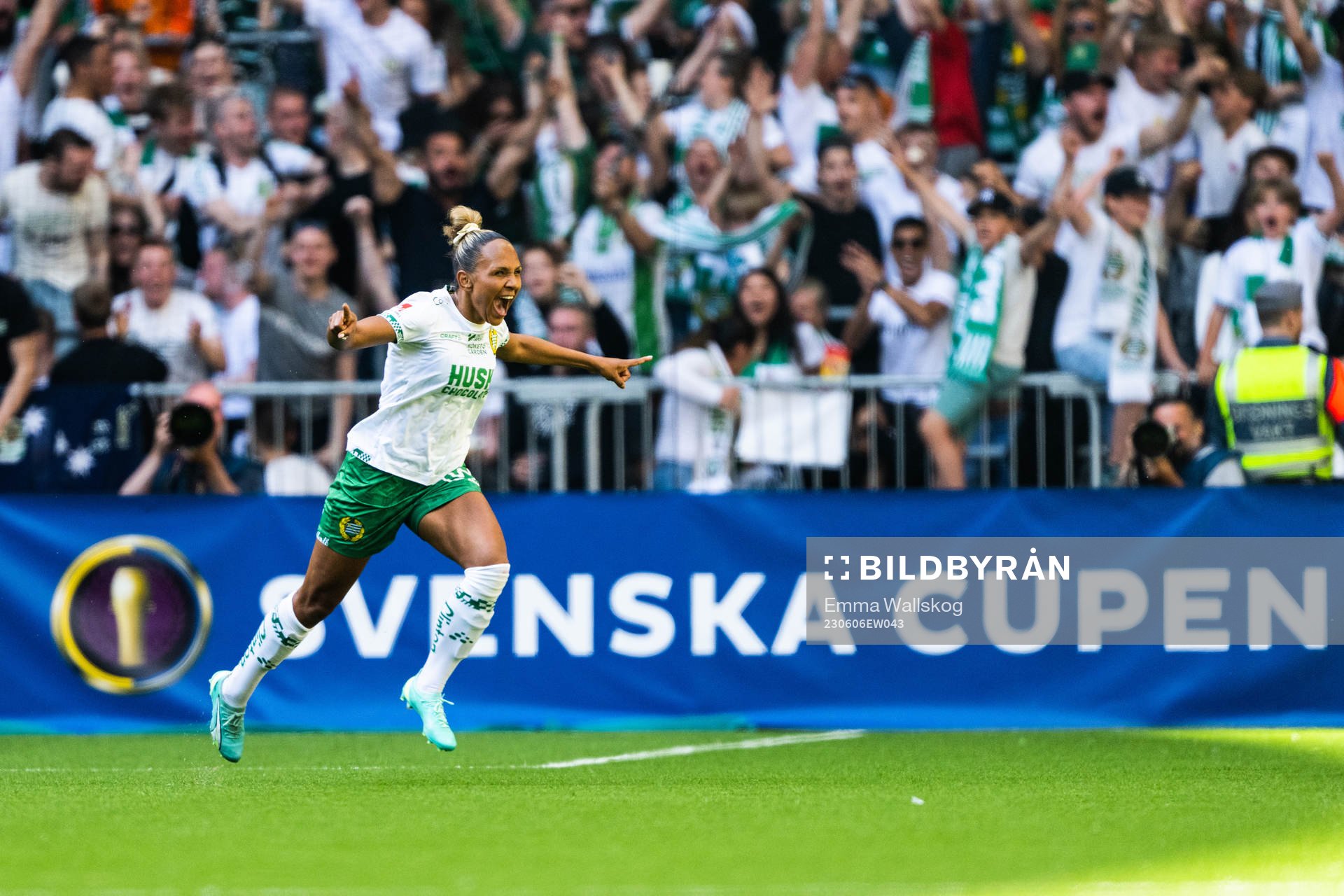 Hammarbys Madelen Janogy jublar