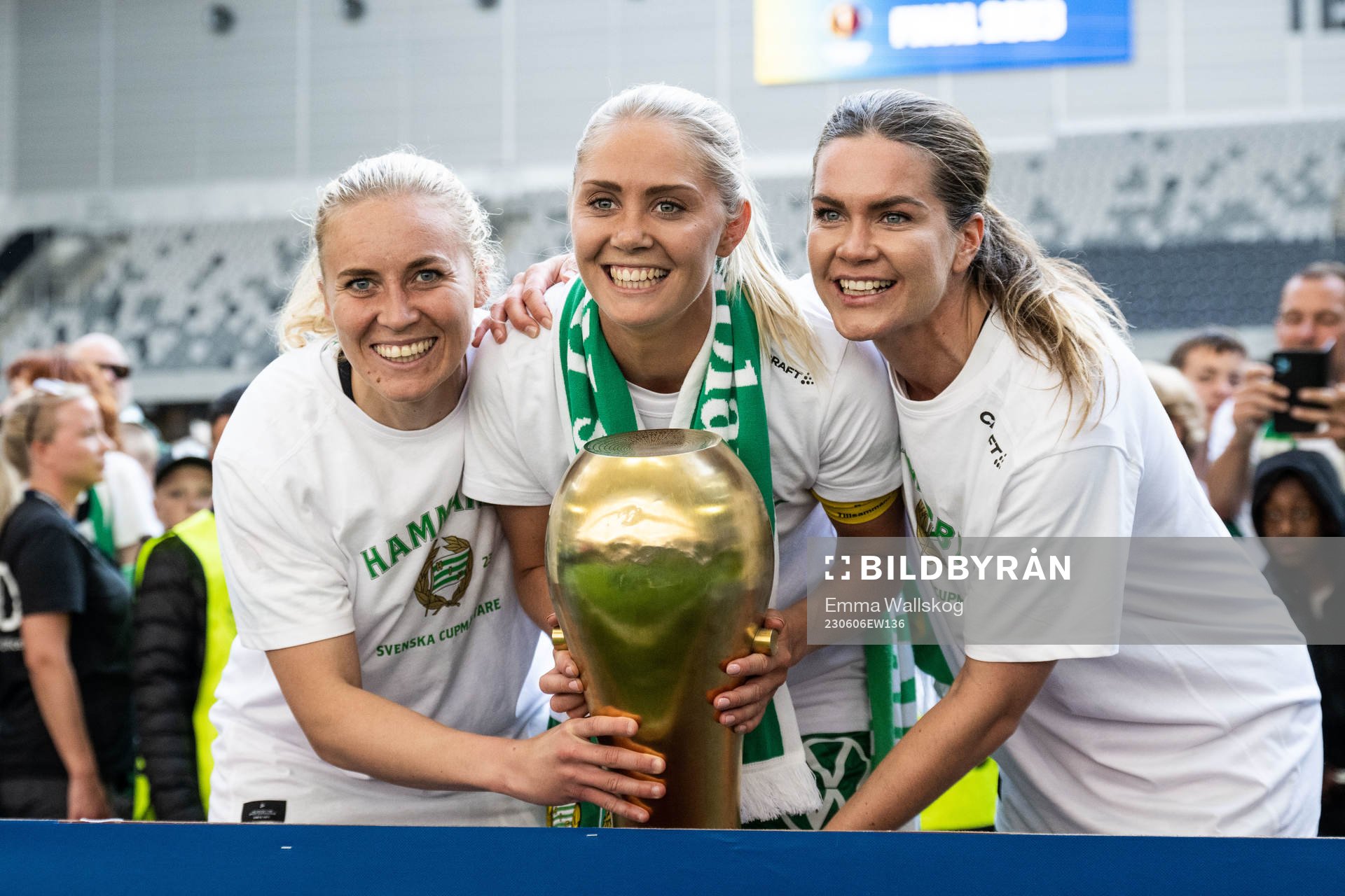 Hammarbys Ellen Gibson, Alice Carlsson och Hanna Folkesson