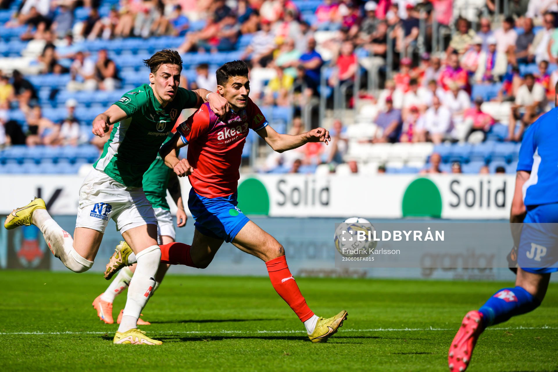 Jönköpings Södras Adam Ben Lamin och Helsingborgs Amar