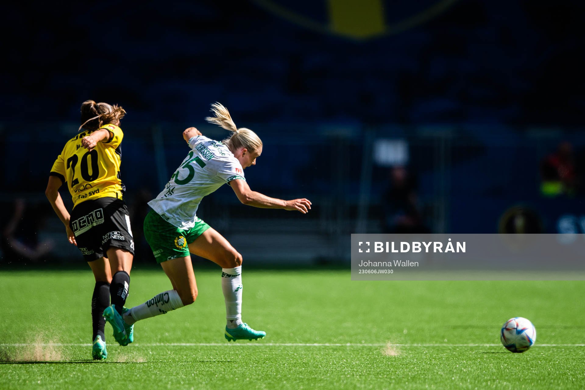 Häckens Hanna Wijk och Hammarbys Jonna Andersson