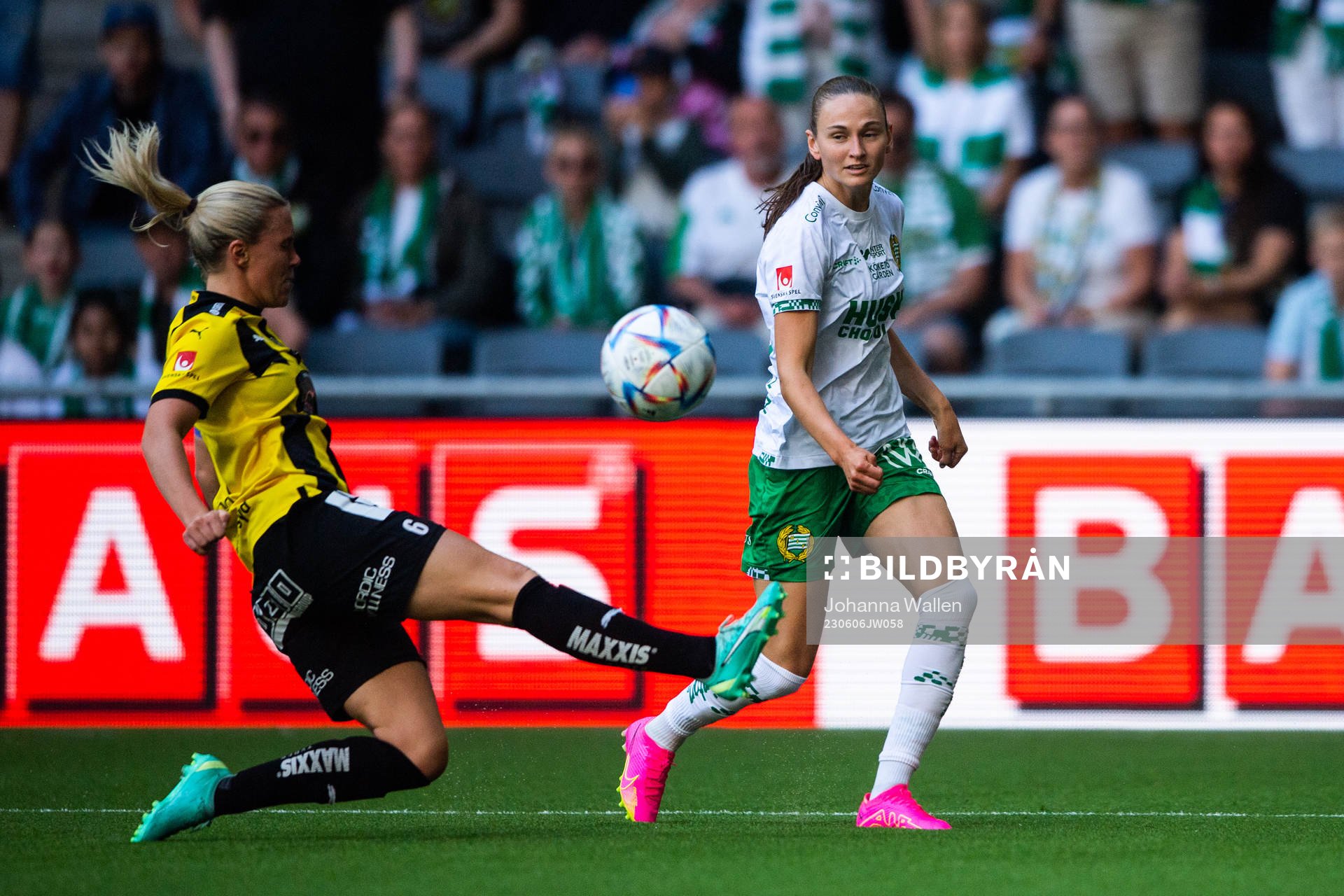 Häckens Josefine Rybrink och Hammarbys Vilde Hasund