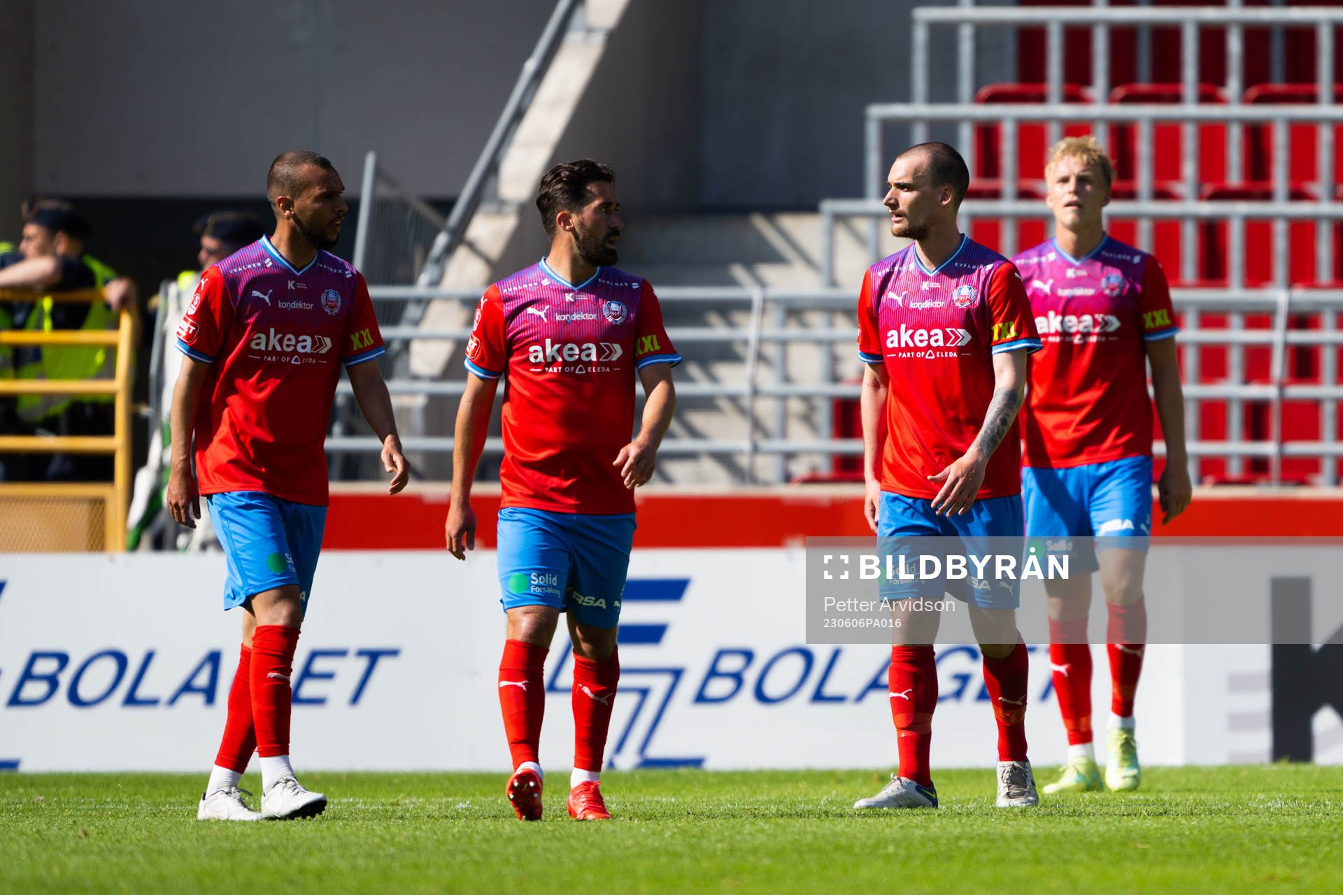 Helsingborgs Adam Hellborg och lagkamrater deppar