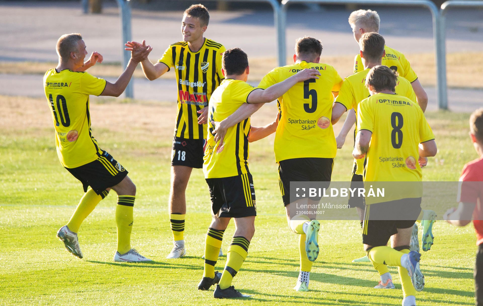 IFK Hässleholm jublar i matchen i division 2 mellan IFK