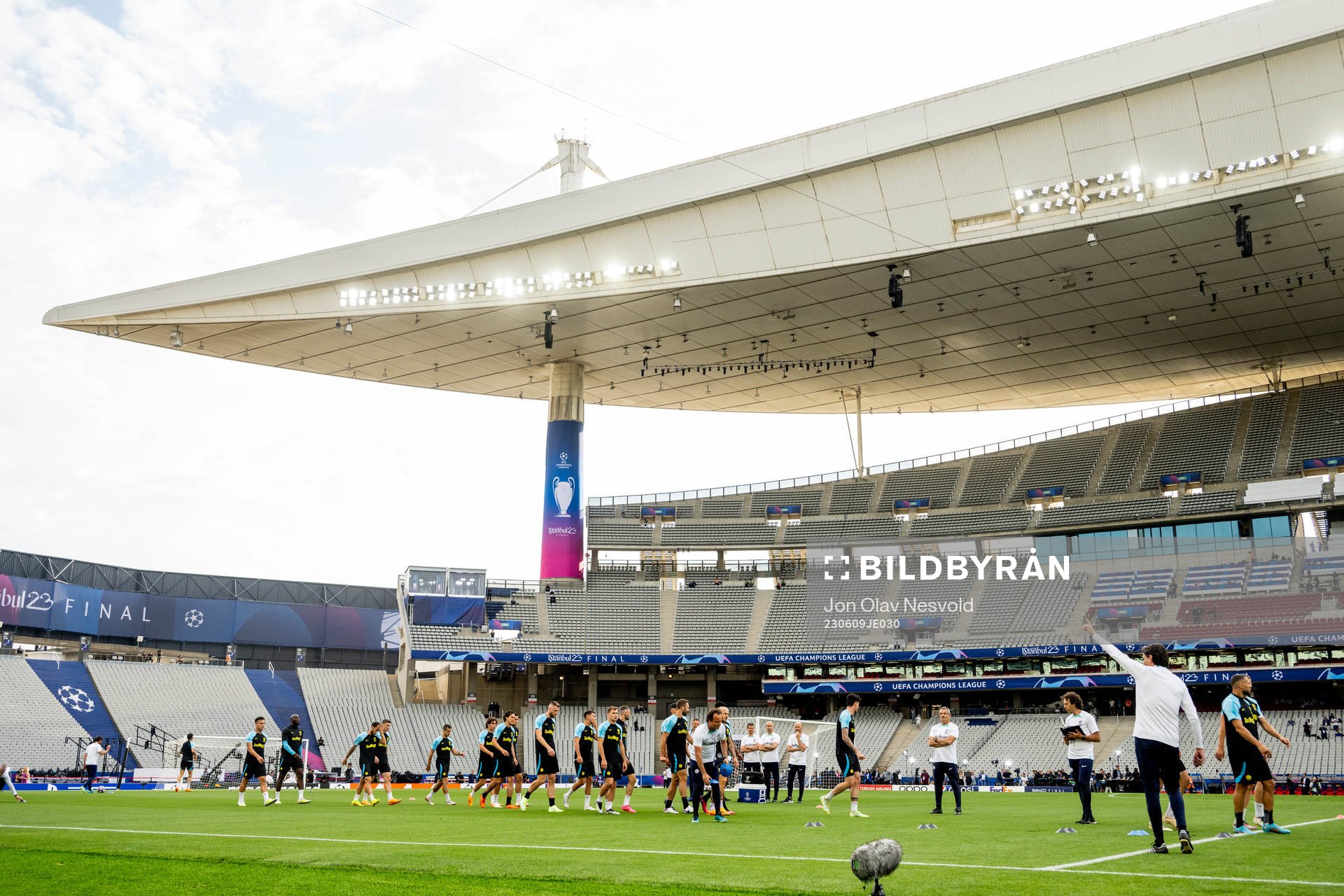 Players of Inter at a training session