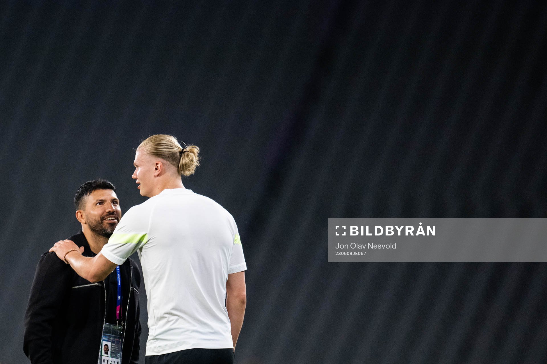 Sergio Agüero and Erling Braut Haaland of Manchester City at a training session ahead of the UEFA Champions League final on June 9, 2023 in Istanbul. 
