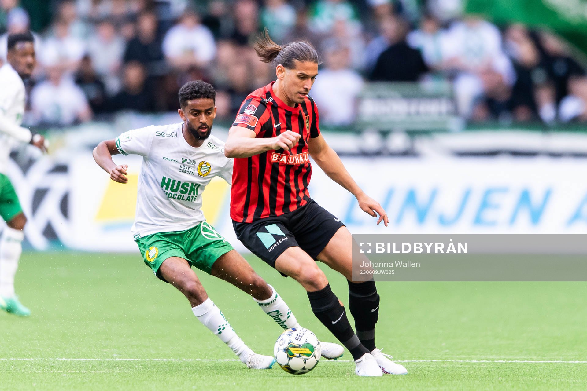 Hammarbys Tesfaldet Tekie och Brommapojkarnas Nikola Vasic