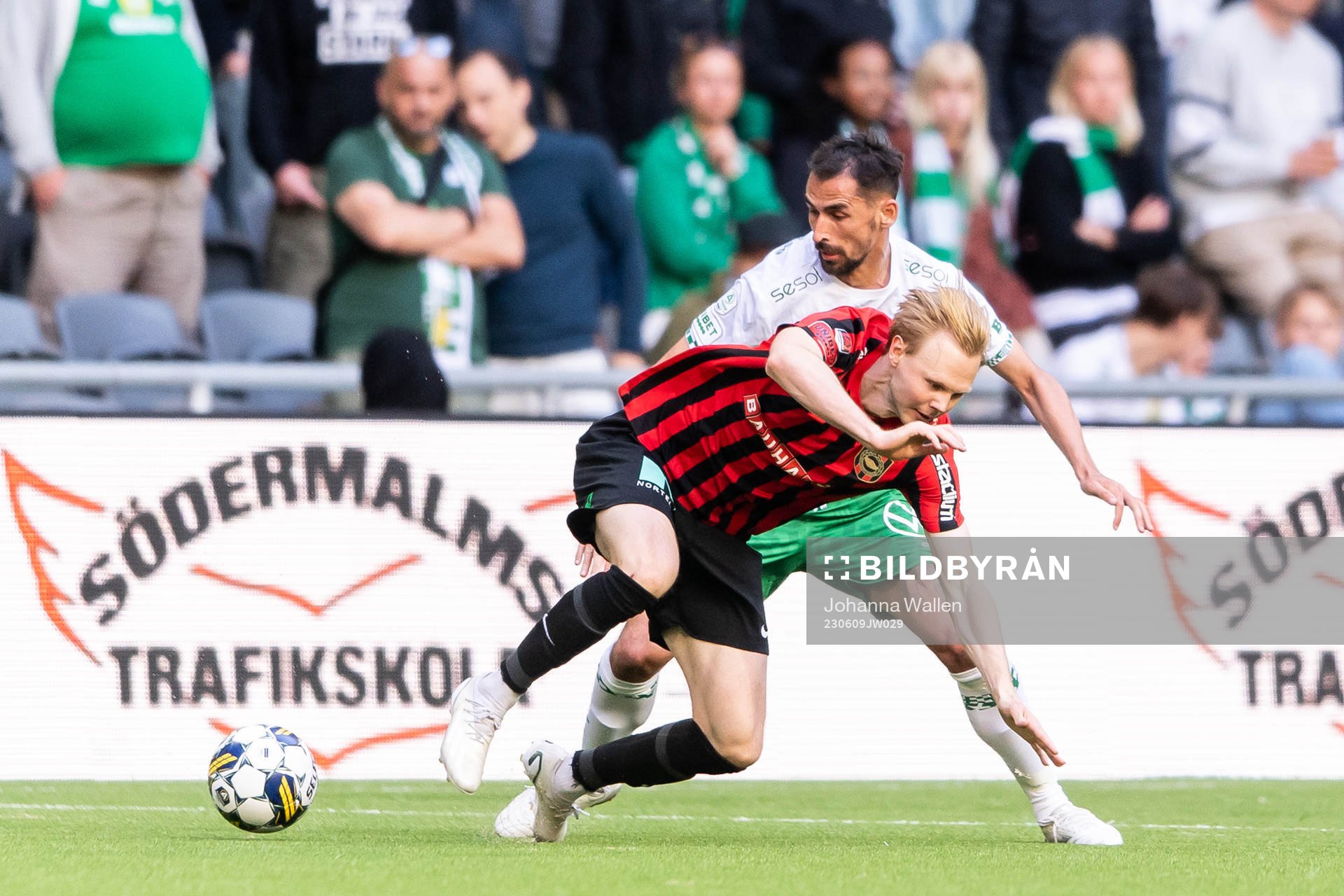 Hammarbys Loret Sadiku och Brommapojkarnas Tim Waker