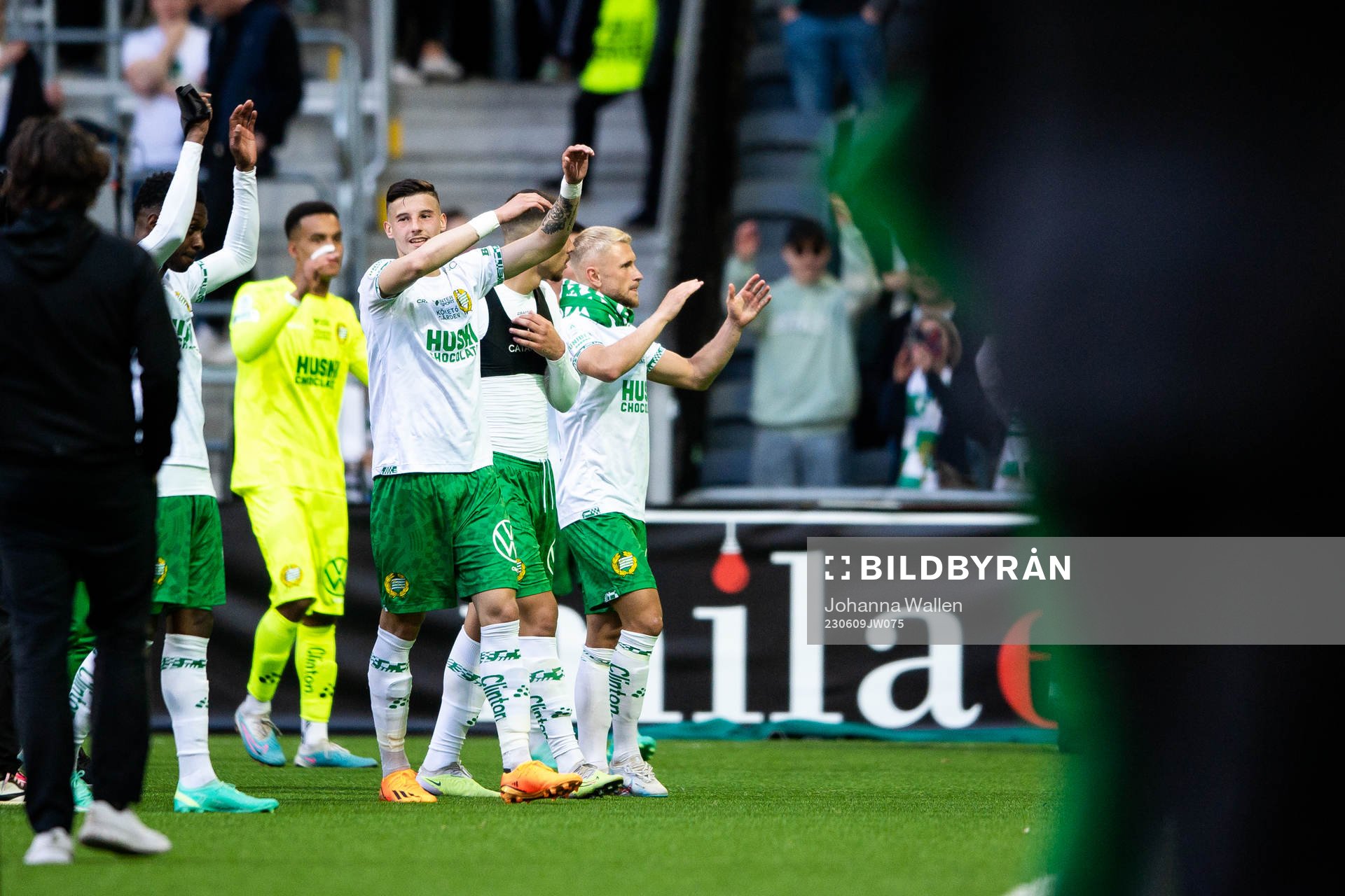 Hammarbys spelare tackar publiken