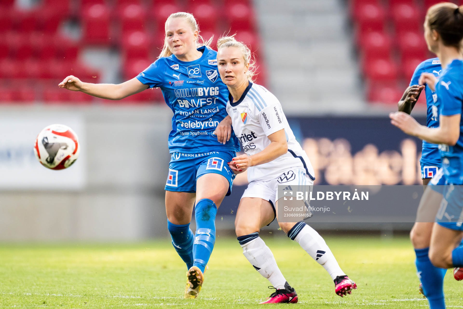 Kalmars Wilma Finnman och Djurgårdens Tove Almqvist