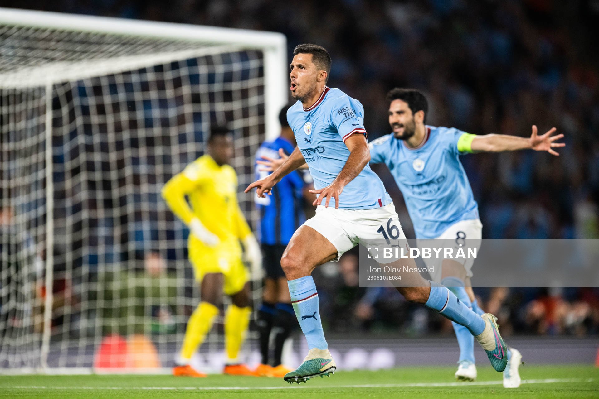 Rodri of Manchester City celebrates