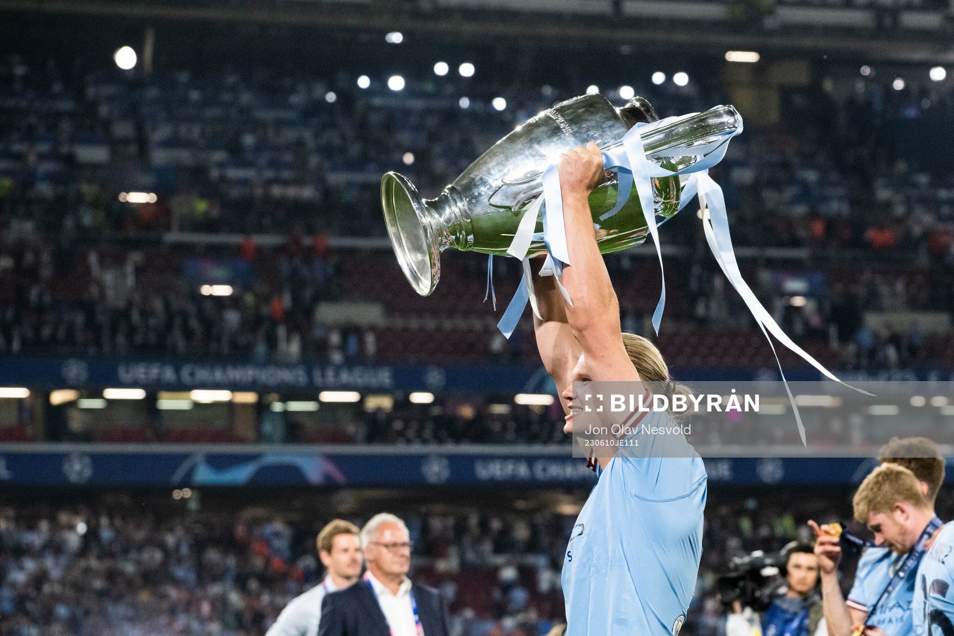 Erling Braut Haaland of Manchester City celebrates with the