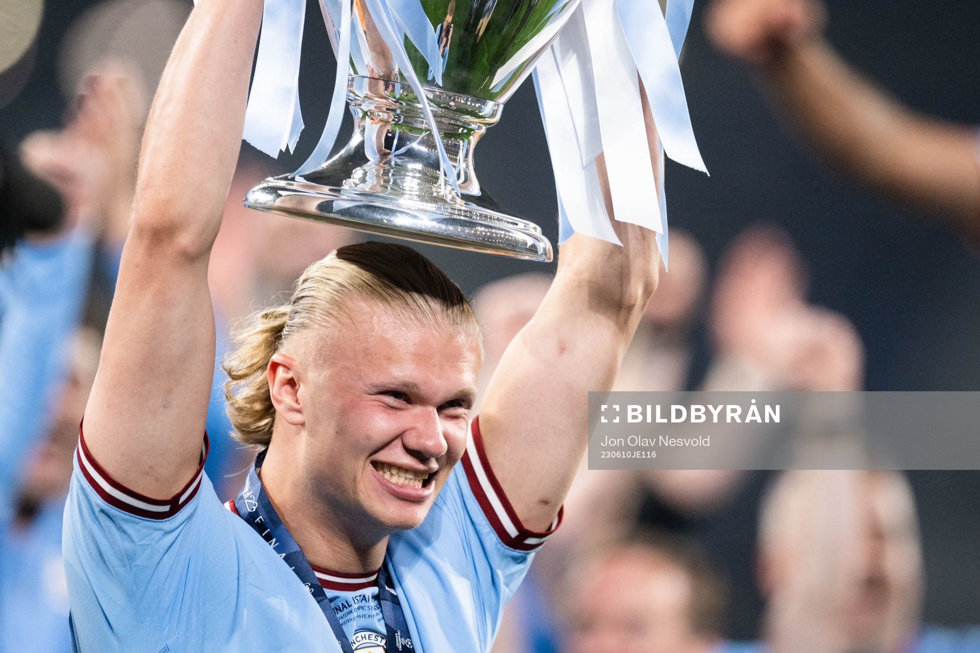Erling Braut Haaland of Manchester City celebrates with the