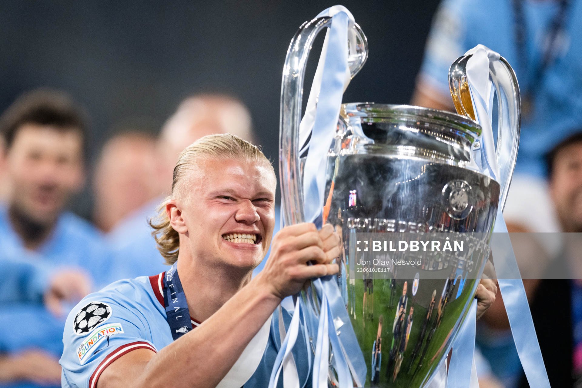 Erling Braut Haaland of Manchester City celebrates with the