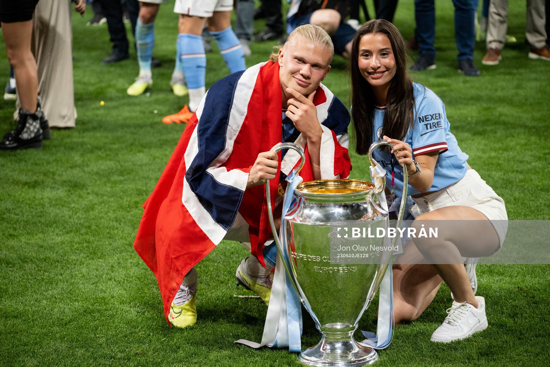Erling Braut Haaland of Manchester City and Isabel Haugseng