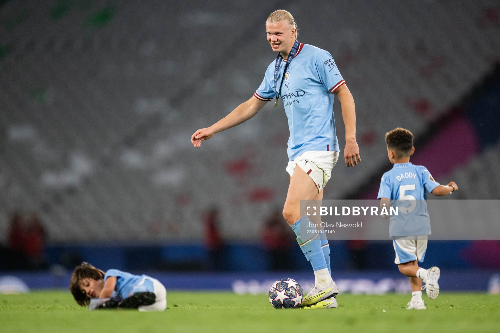 Erling Braut Haaland of Manchester City celebrates
