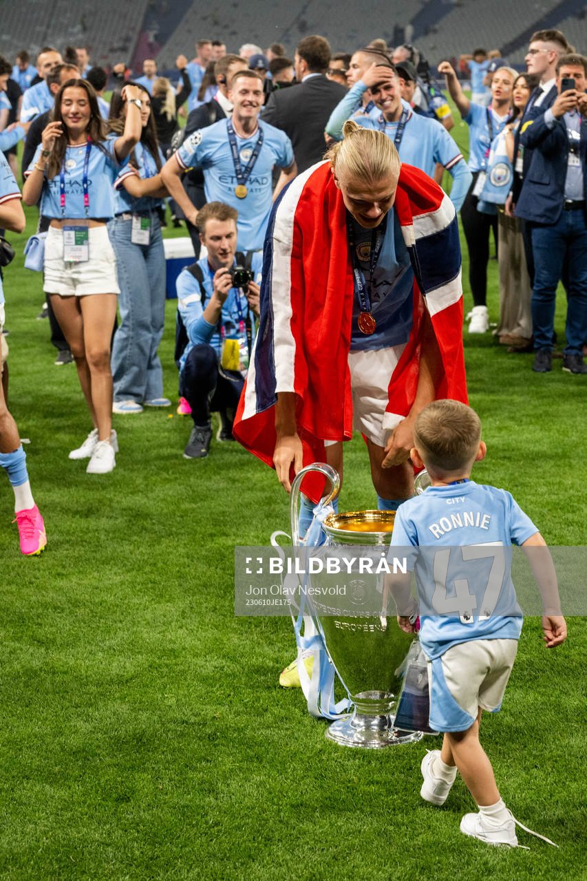 Erling Braut Haaland of Manchester City celebrates