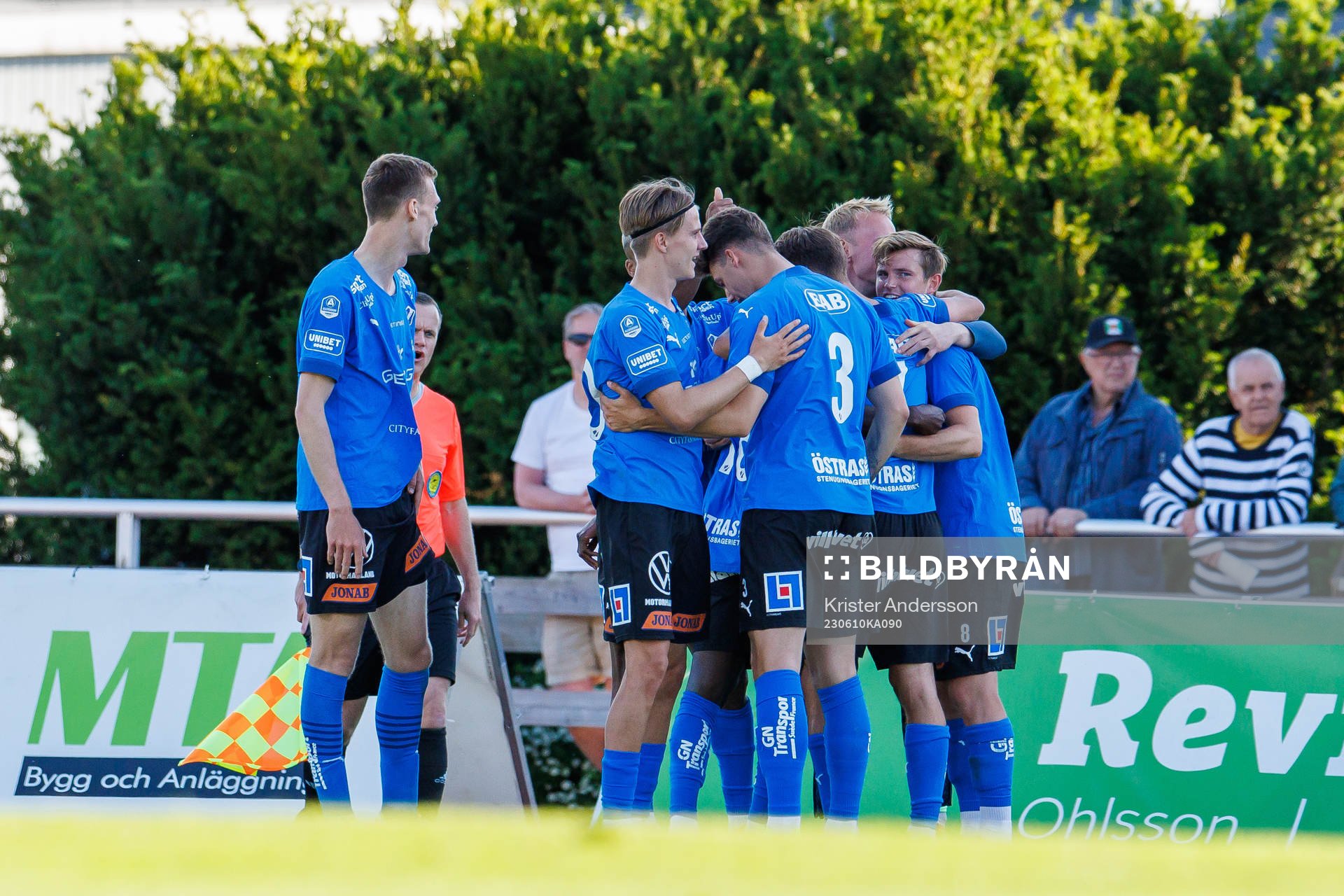 Halmstads spelare jublar