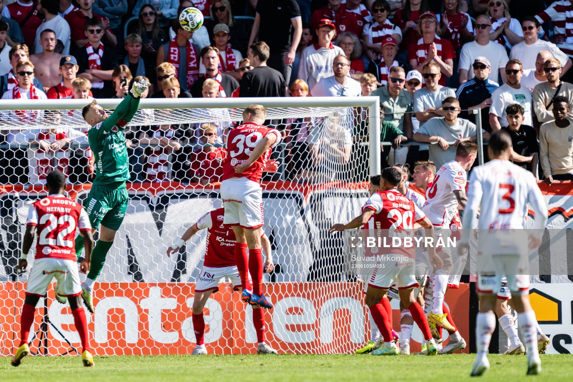 Kalmars målvakt Ricardo Friedrich och Lars Saetra