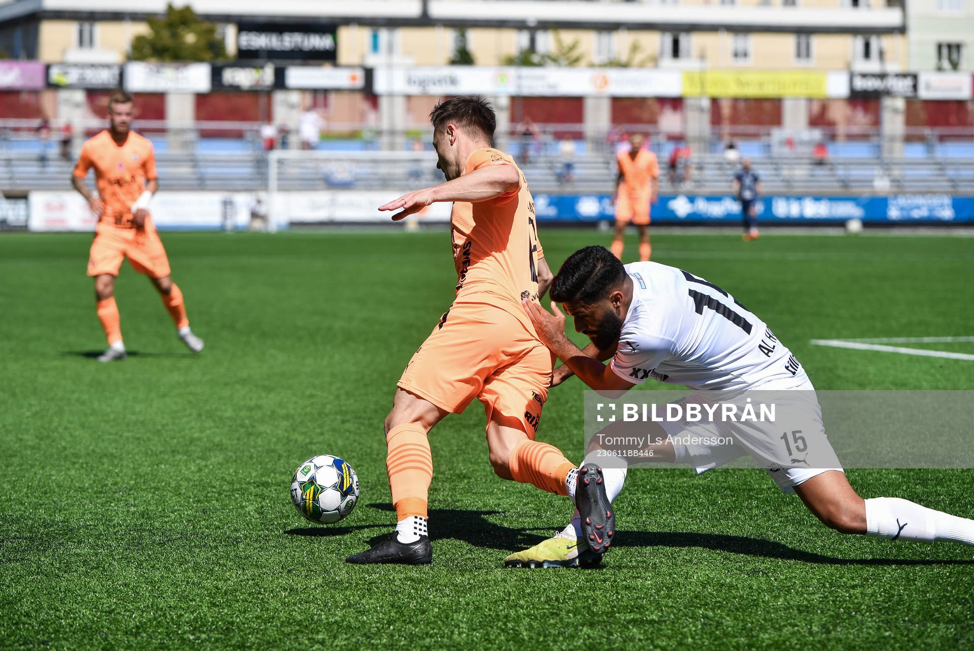 AFC Eskilstunas Ryan Williams och Helsingborgs Amin