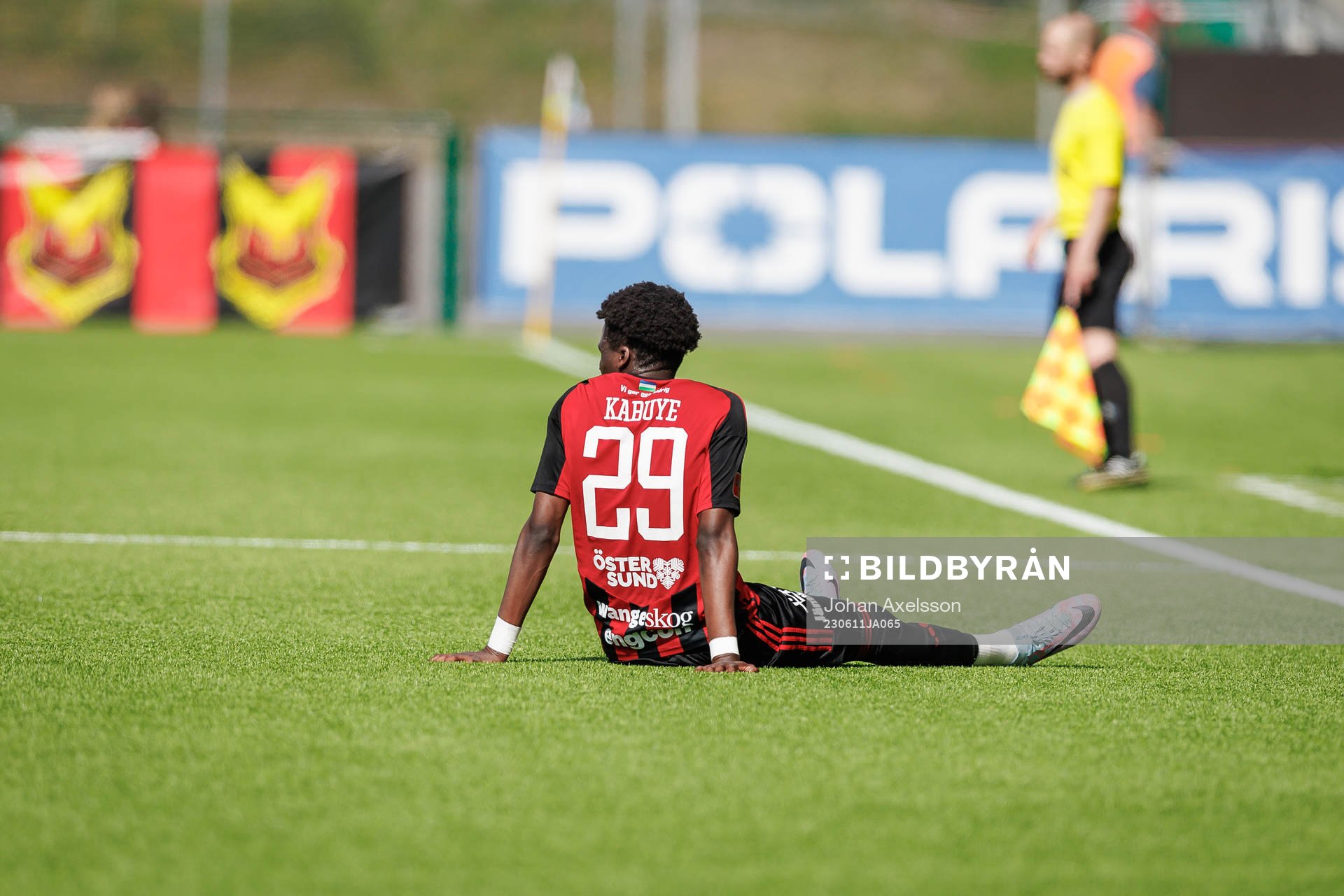 Östersunds Yannick Armel Assiedou Adjoumani har ont