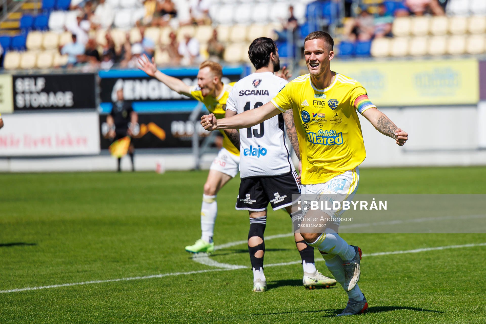 Falkenbergs Tim Stålheden jublar