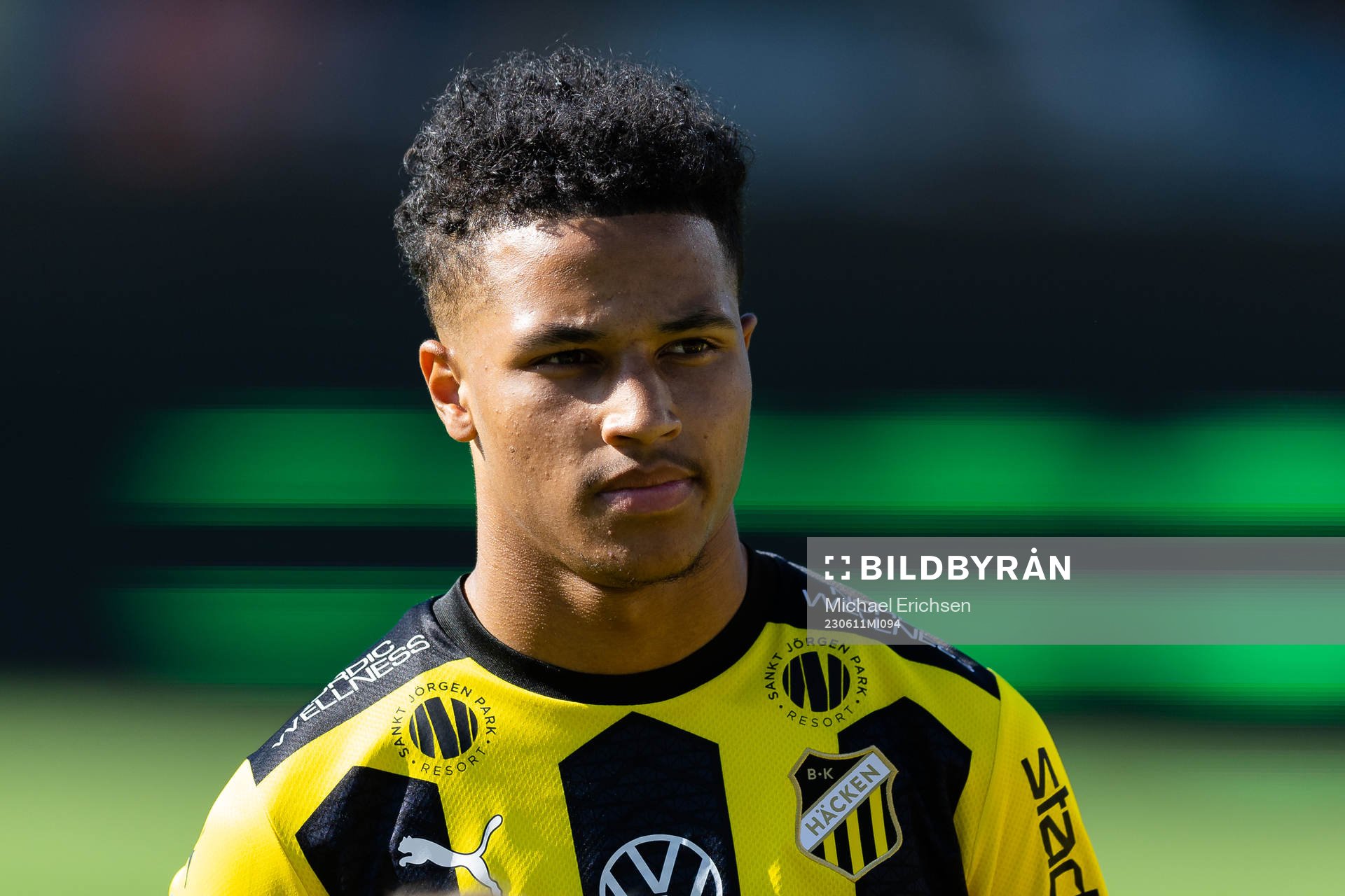Häckens Momodou Lamin Sonko på line up innan
