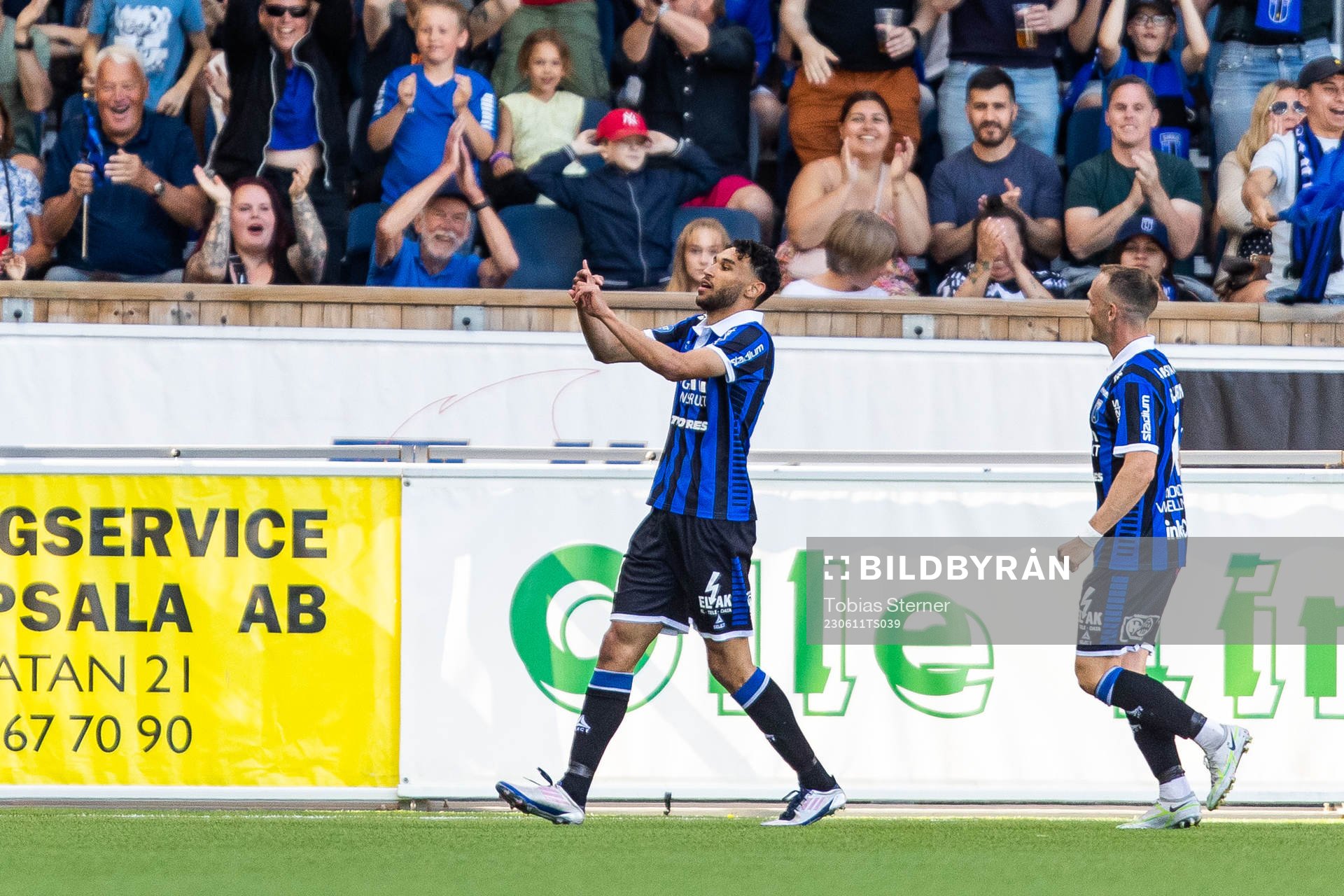 Sirius Joakim Persson jublar