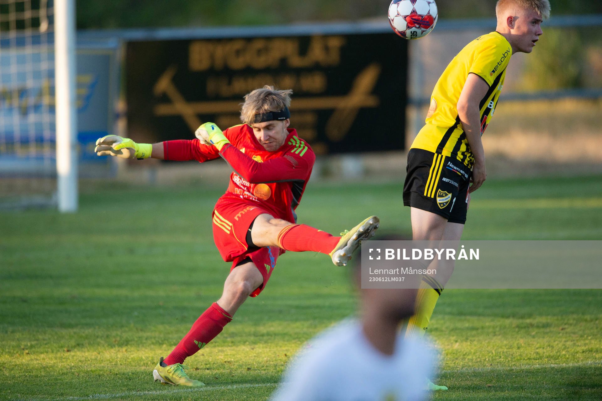 Laholms målvakt Petter Andersson i matchen i Svenska Cupen