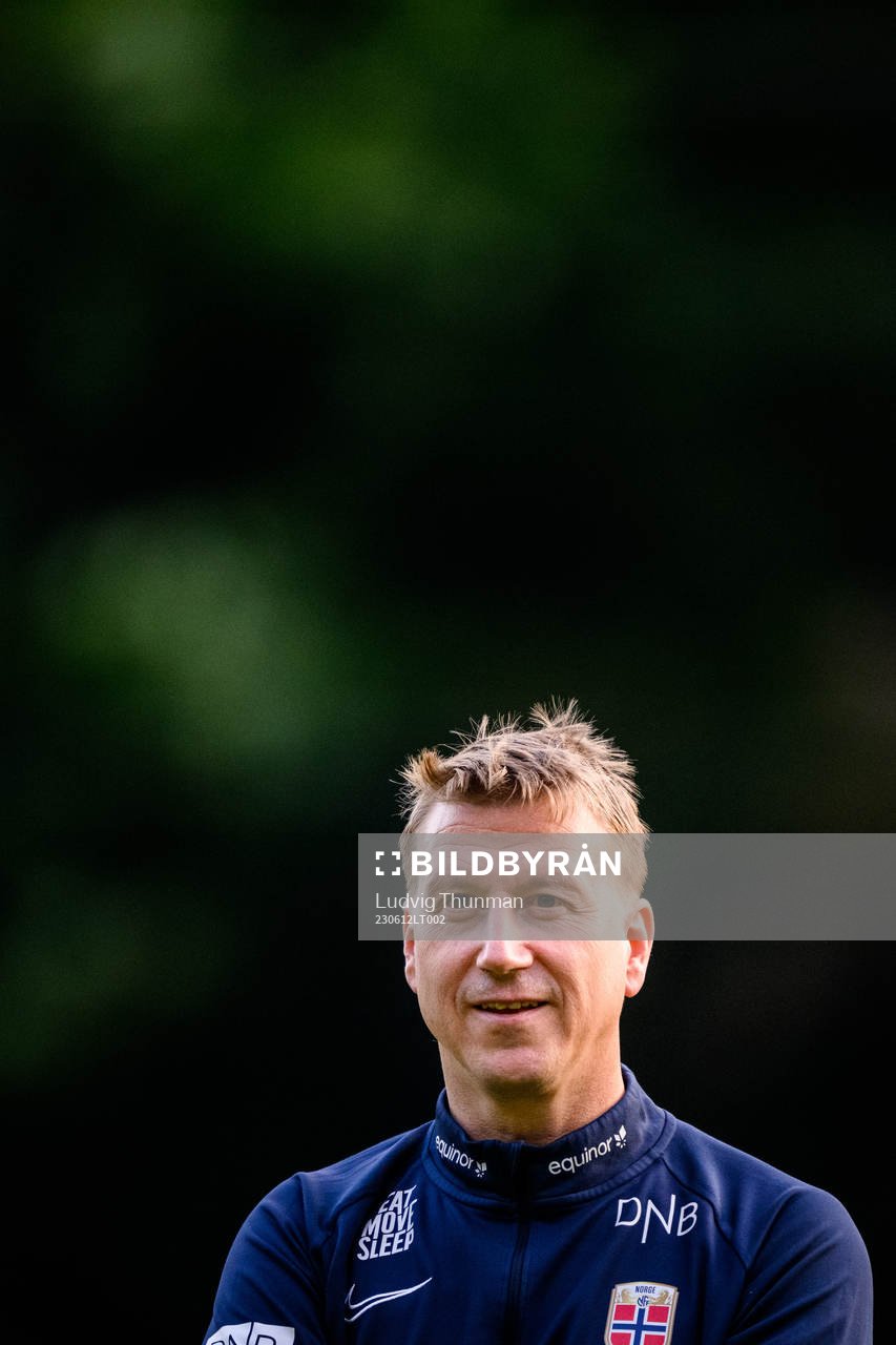 Head coach Leif Gunnar Smerud of the Norwegian Under-21