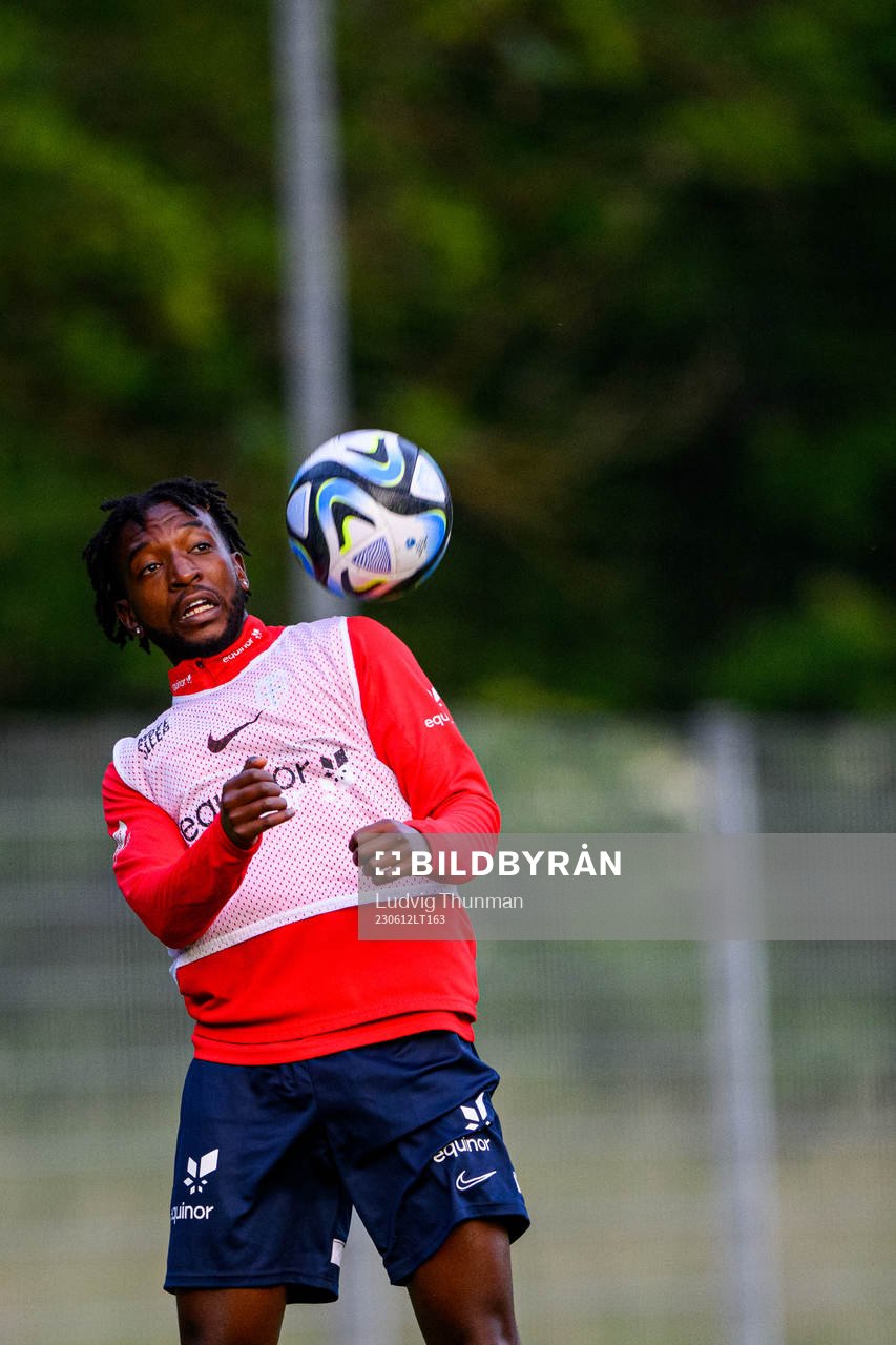 Warren Kamanzi of the Norwegian under-21 national football