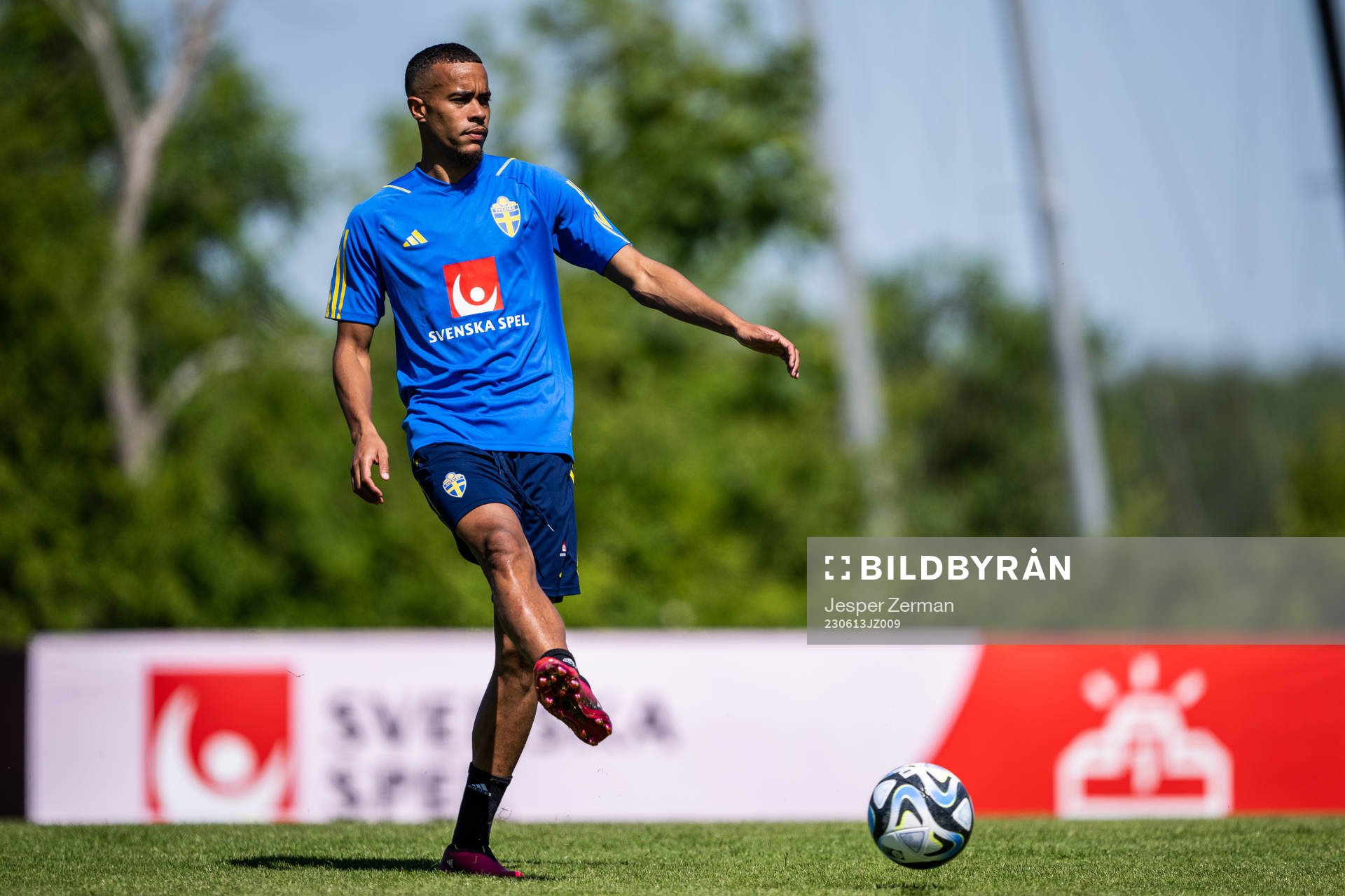 Robin Quaison of the Swedish national football team
