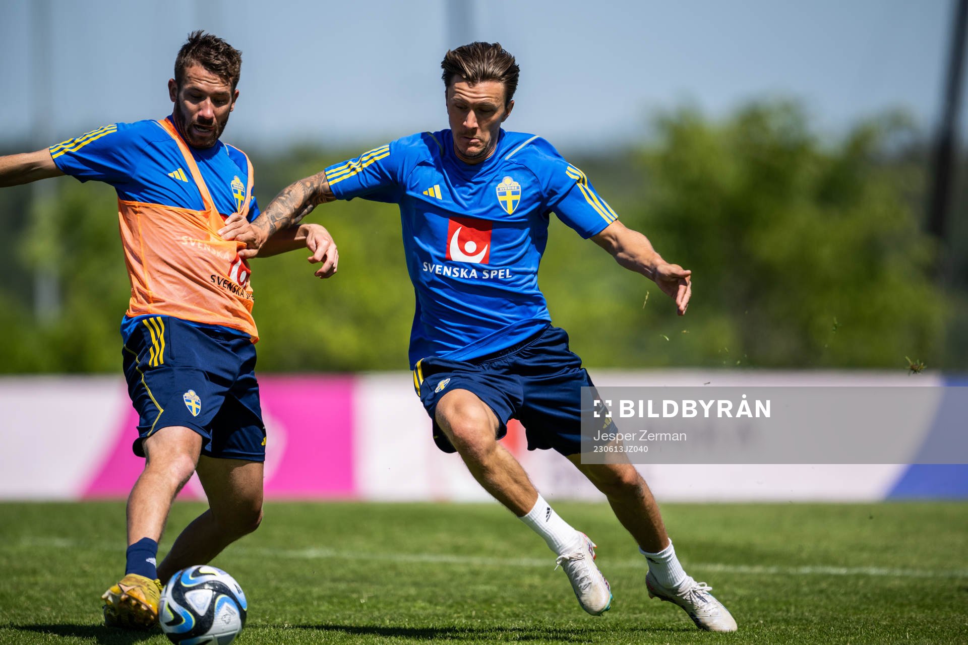 Marcus Rohdén and Kristoffer Olsson of the Swedish