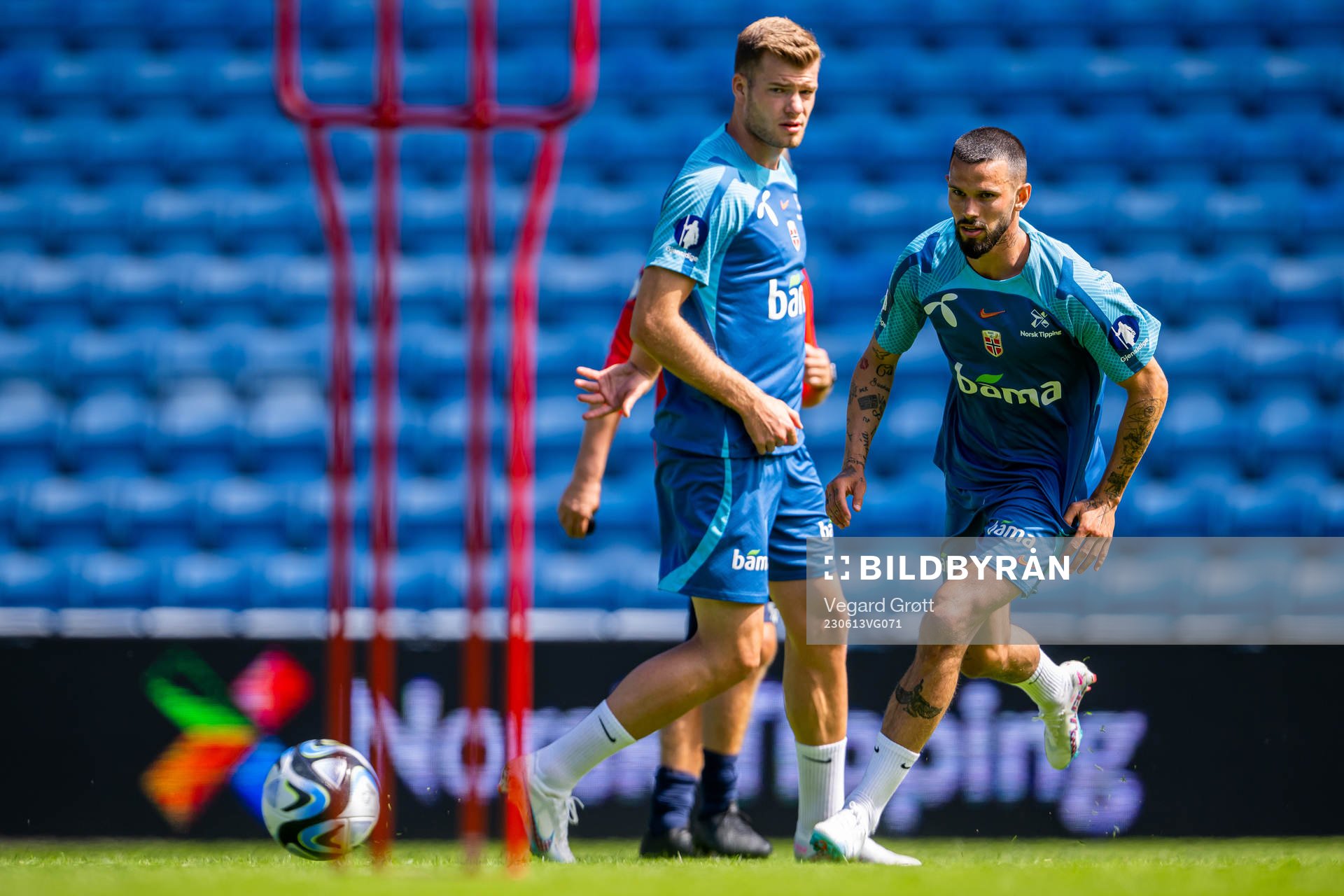 Alexander Sørloth and Kristoffer Velde of the Norwegian
