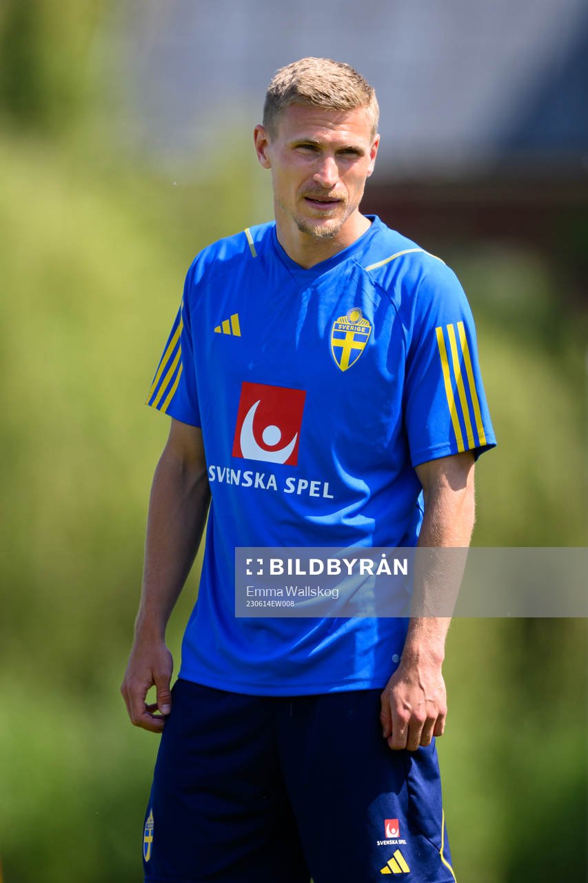 Carl Starfelt of the Swedish national football team