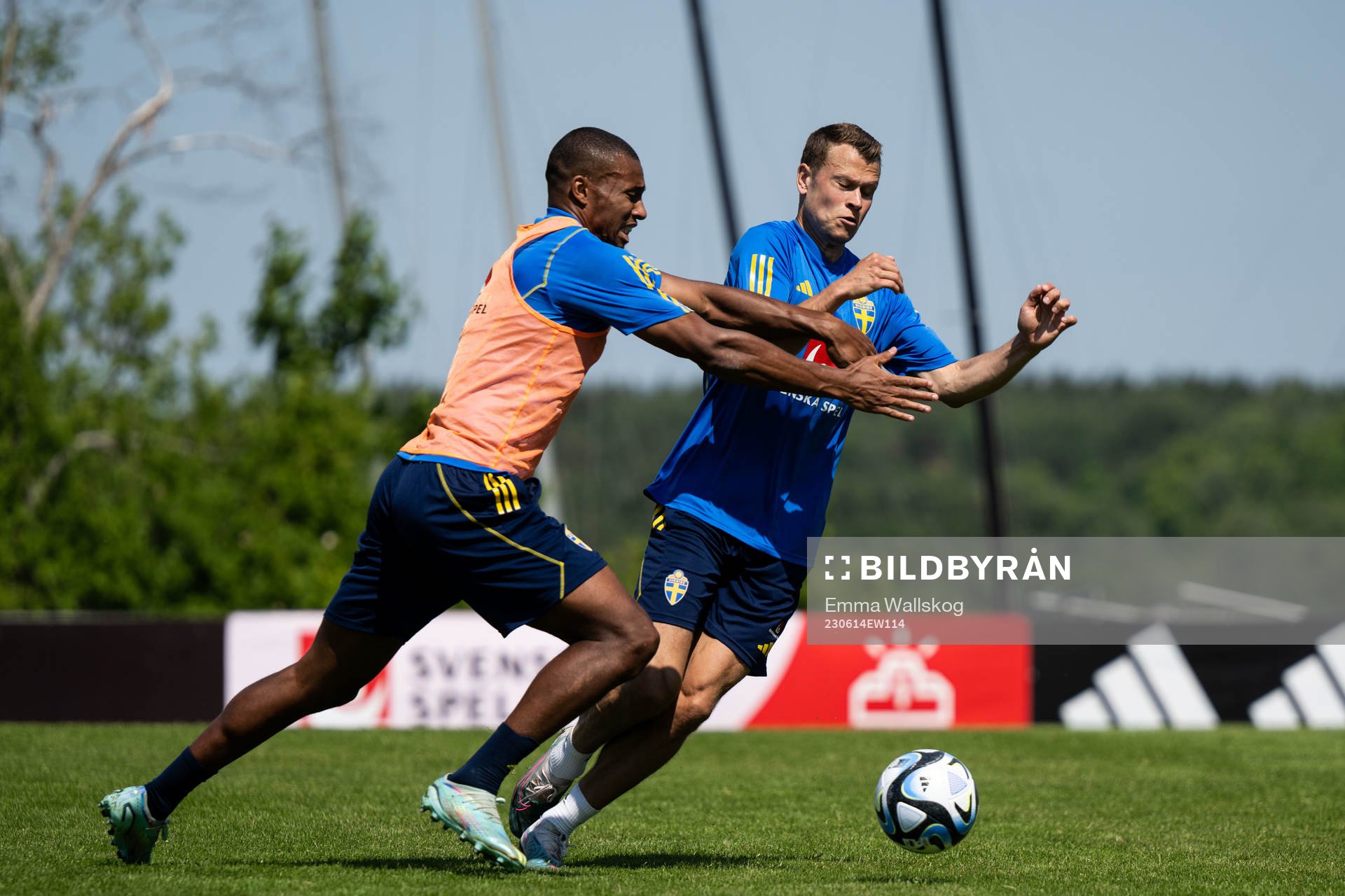 Isak Hien and Viktor Claesson of the Swedish national