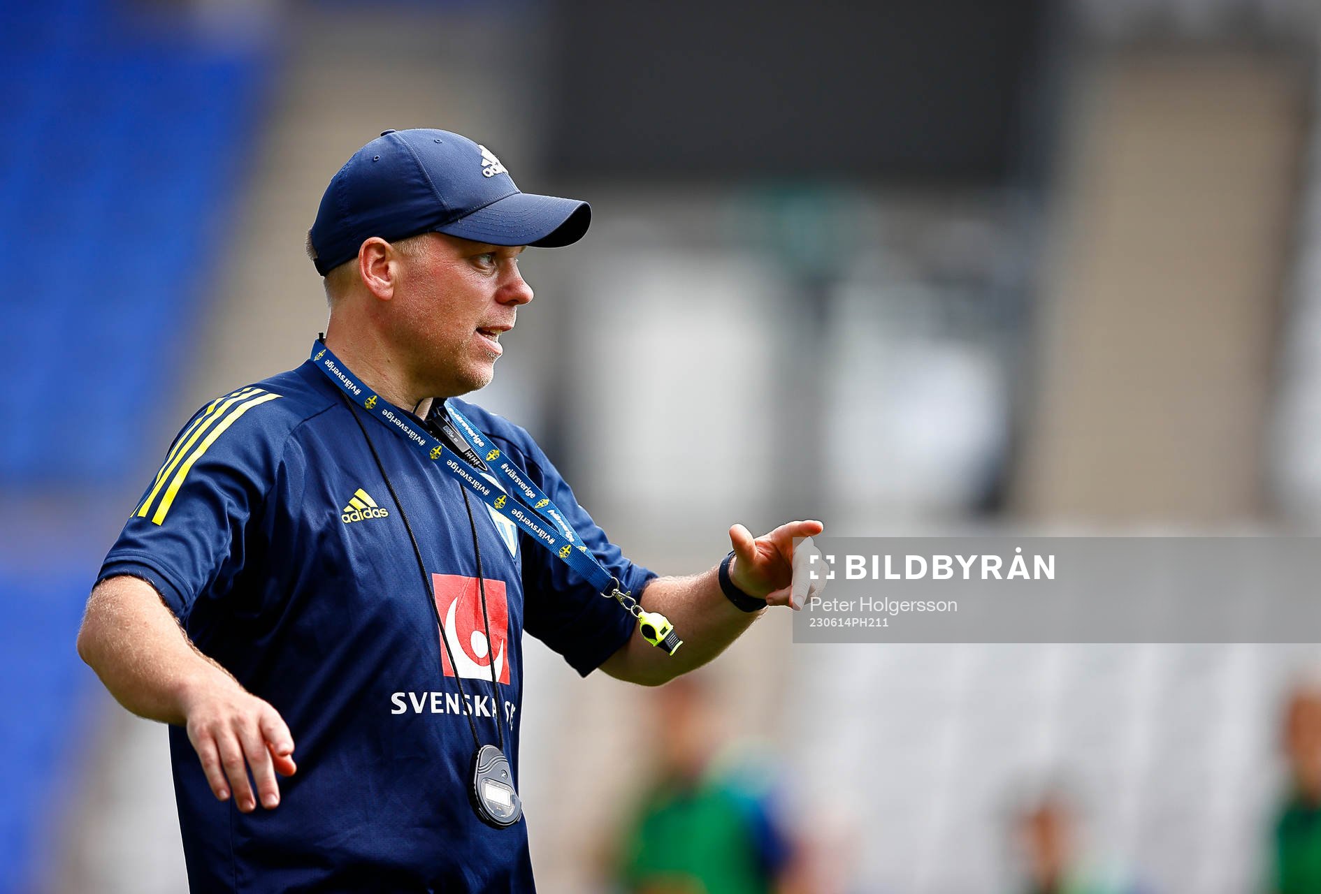 Assistant coach Viktor Eriksson
