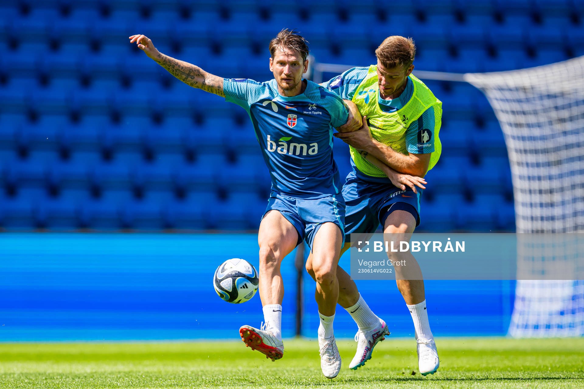 Stefan Strandberg and Alexander Sørloth of the Norwegian