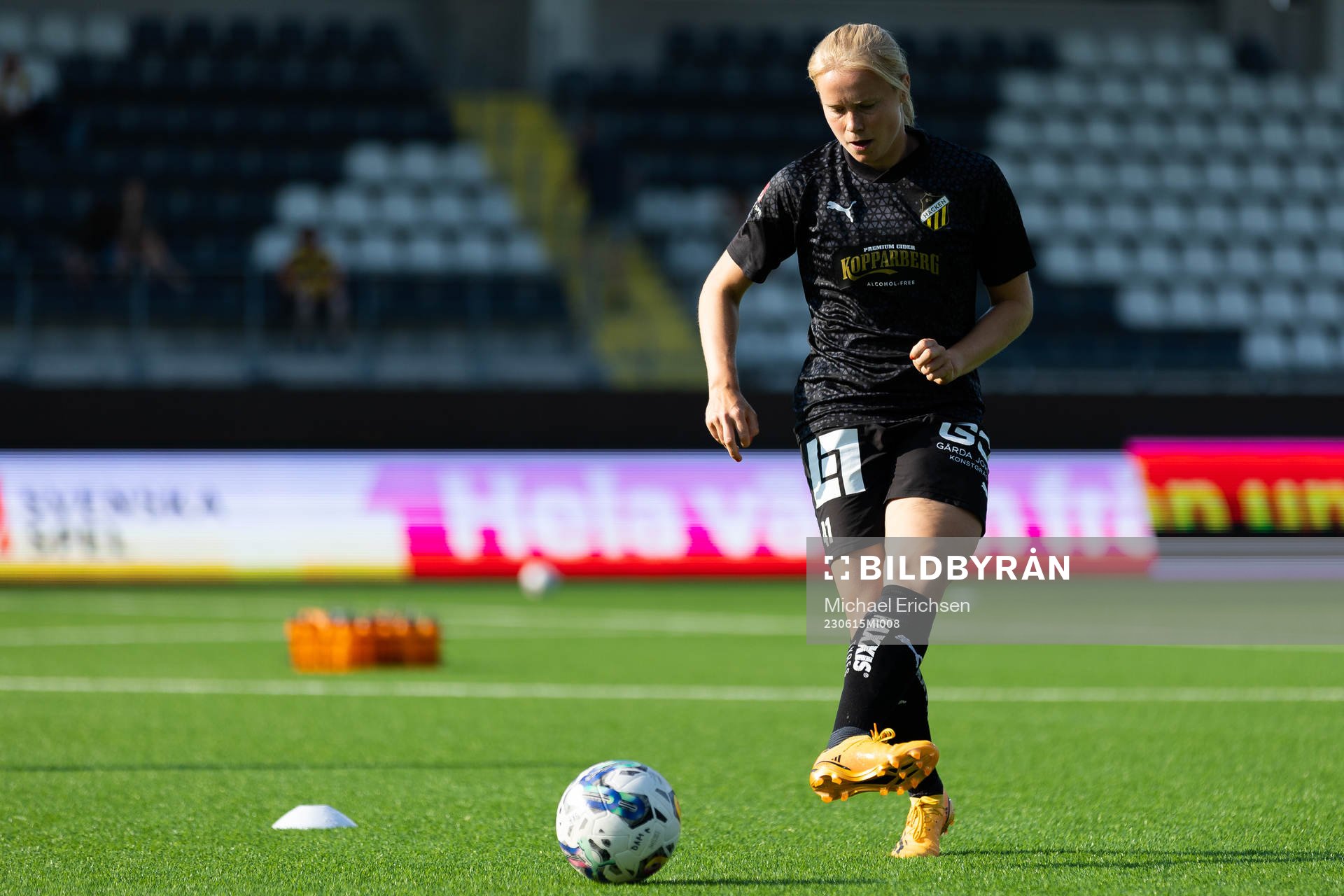 Häckens Julie Blakstad