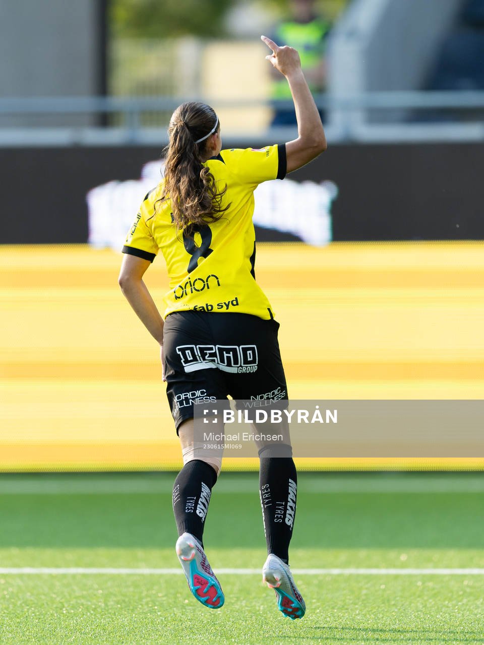 Häckens Rusul Rosa Kafaji jublar