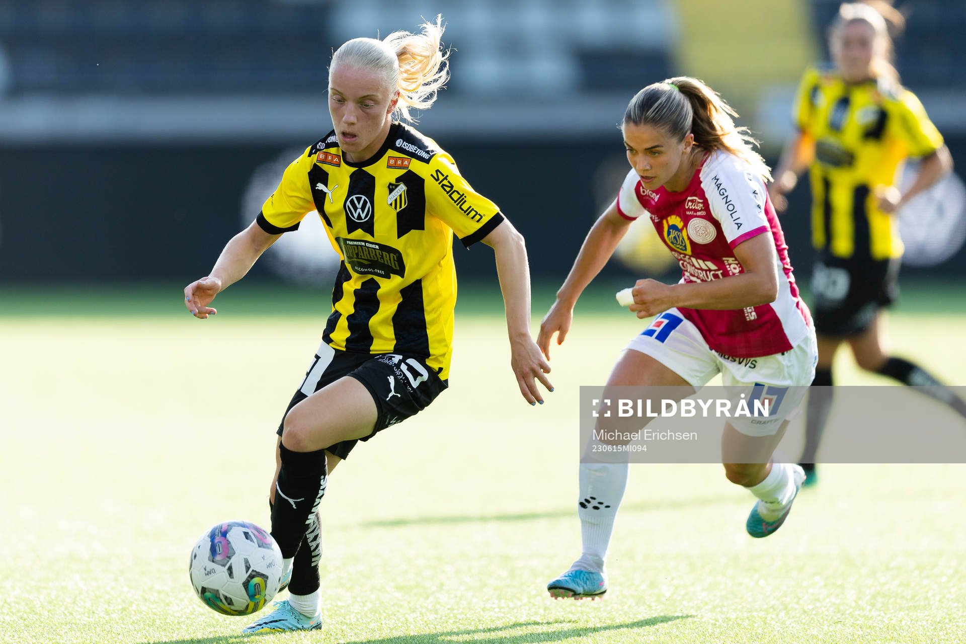 Häckens Anna Sandberg och IK Uppsalas Johanna Renmark
