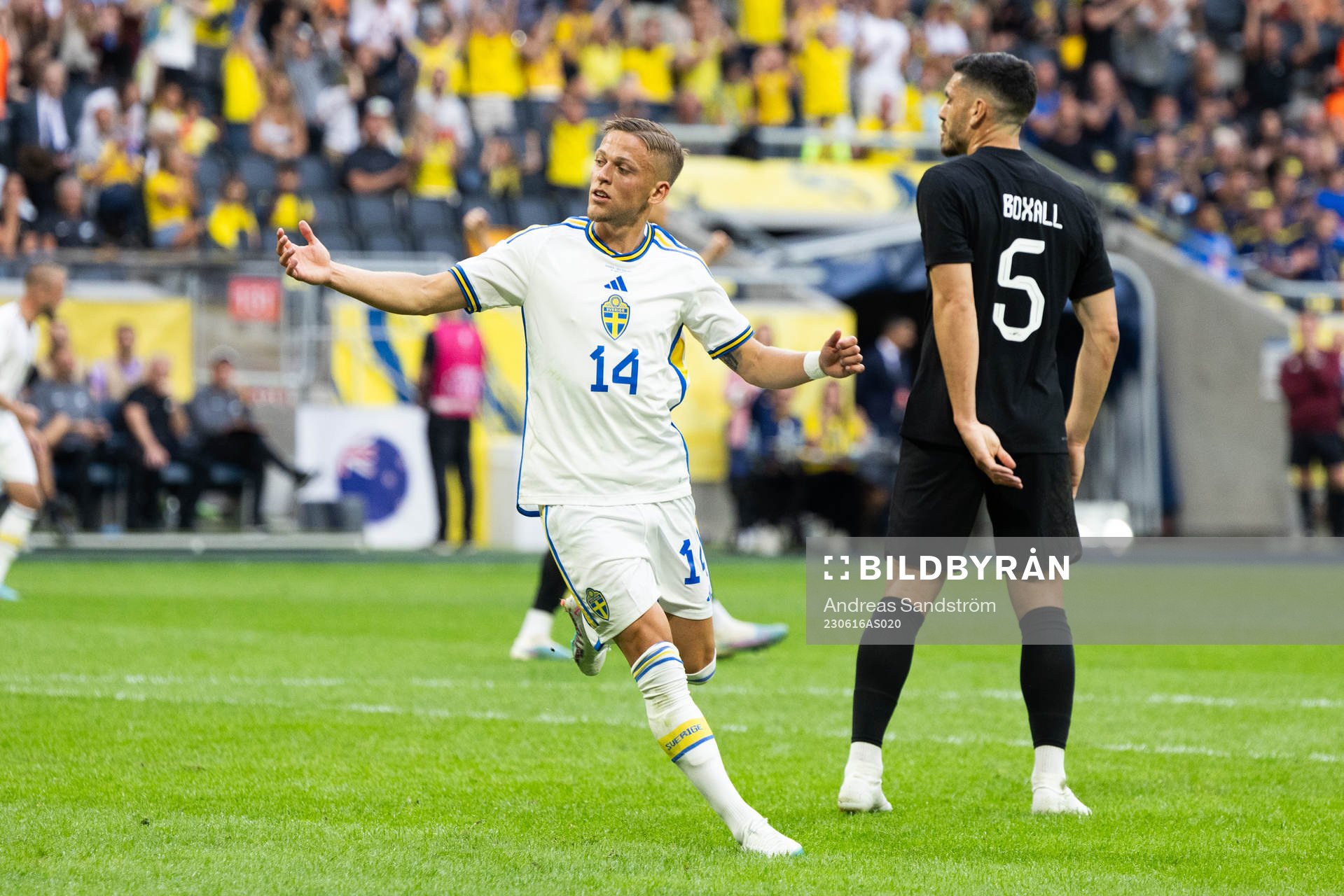 Jesper Karlsson of Sweden celebrates