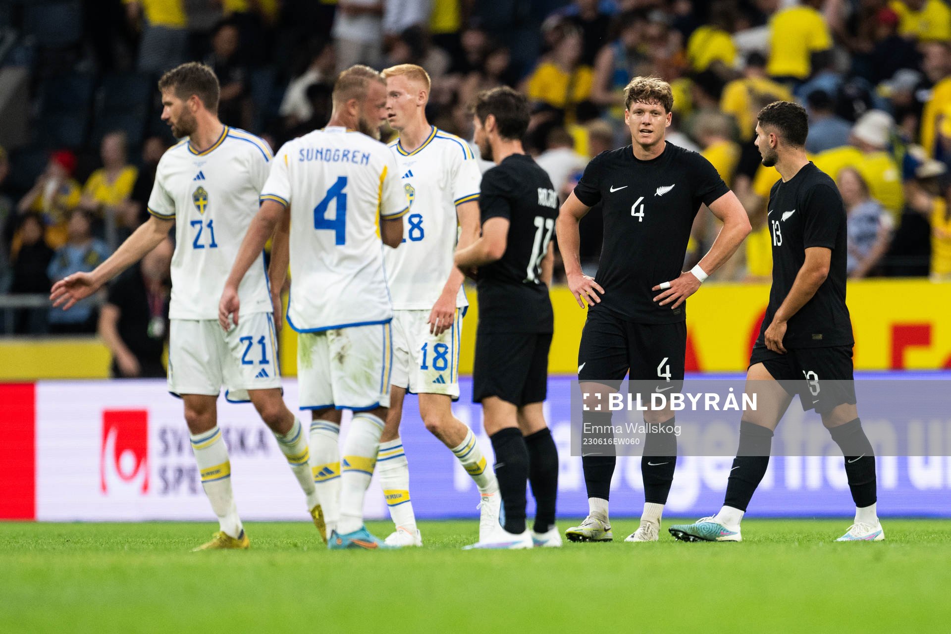 Nando Pijnaker of New Zealand looks dejected