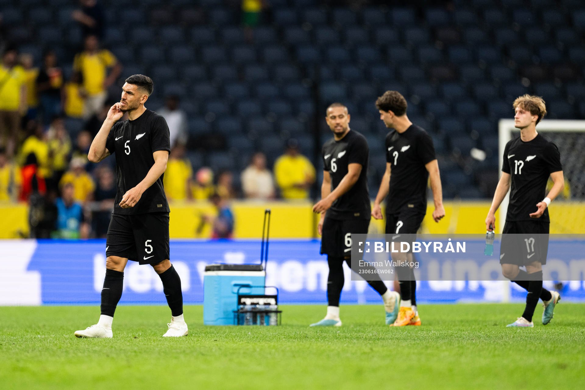 Players of of New Zealand look dejected