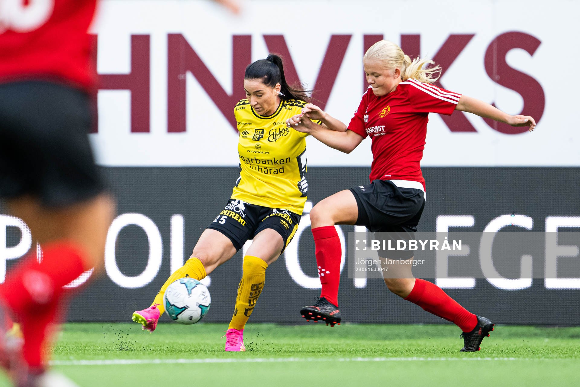Elfsborgs Izabella Bergström och Skepplandas Moa Karlsson