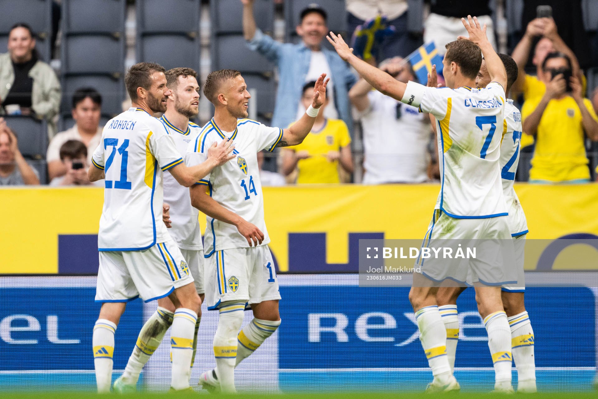 Jesper Karlsson of Sweden celebrate with his team mates
