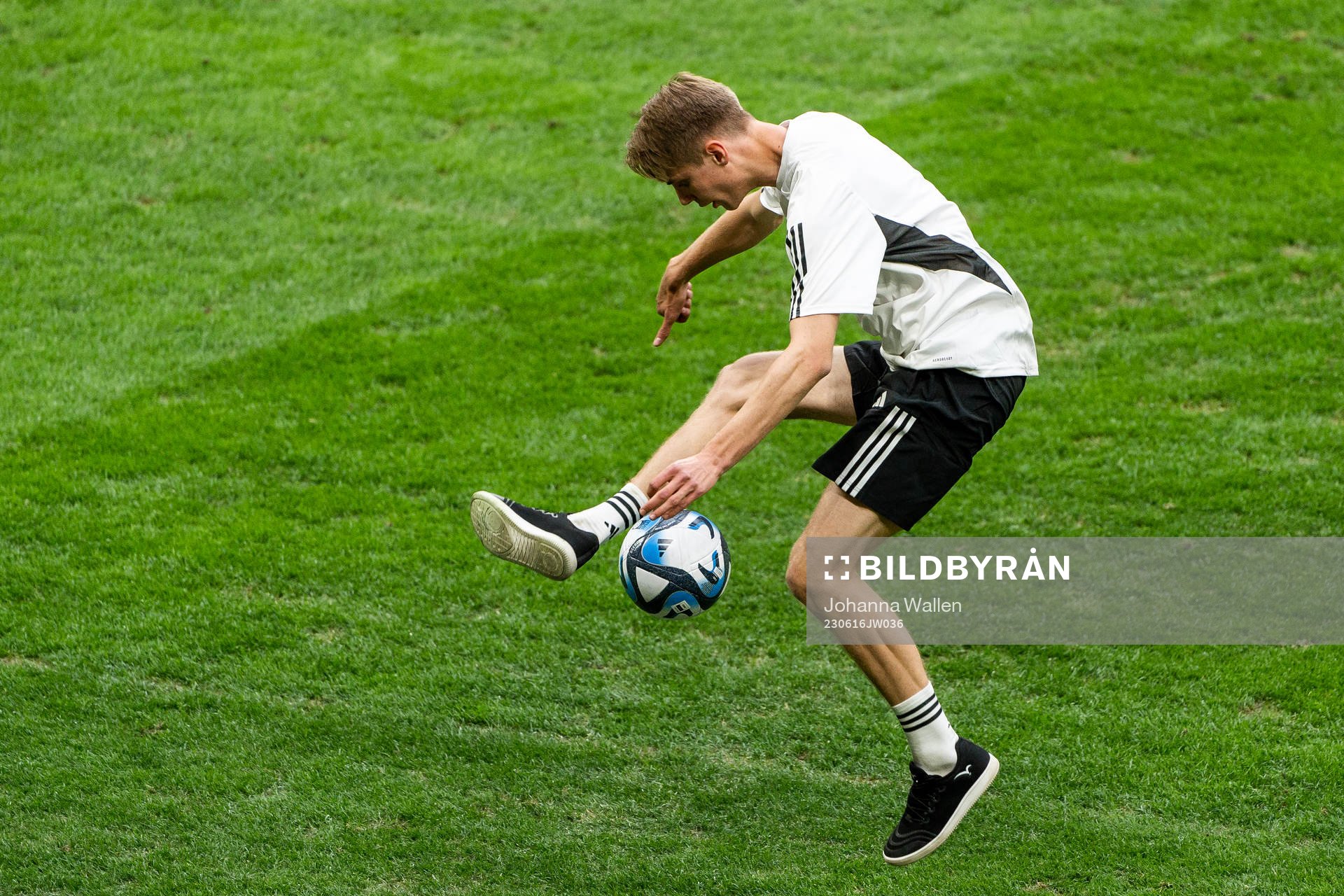 Football freestyle