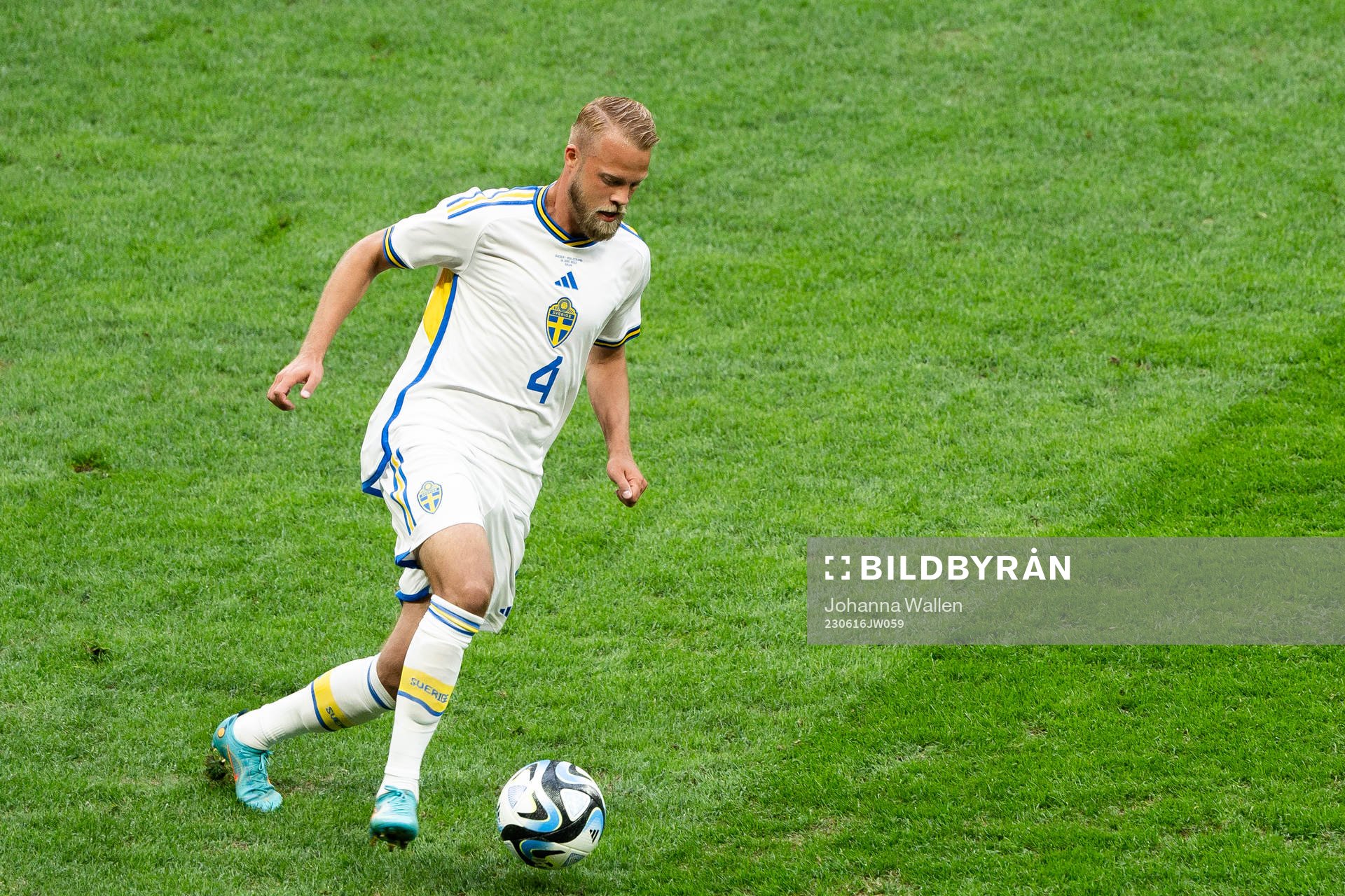 Daniel Sundgren of Sweden
